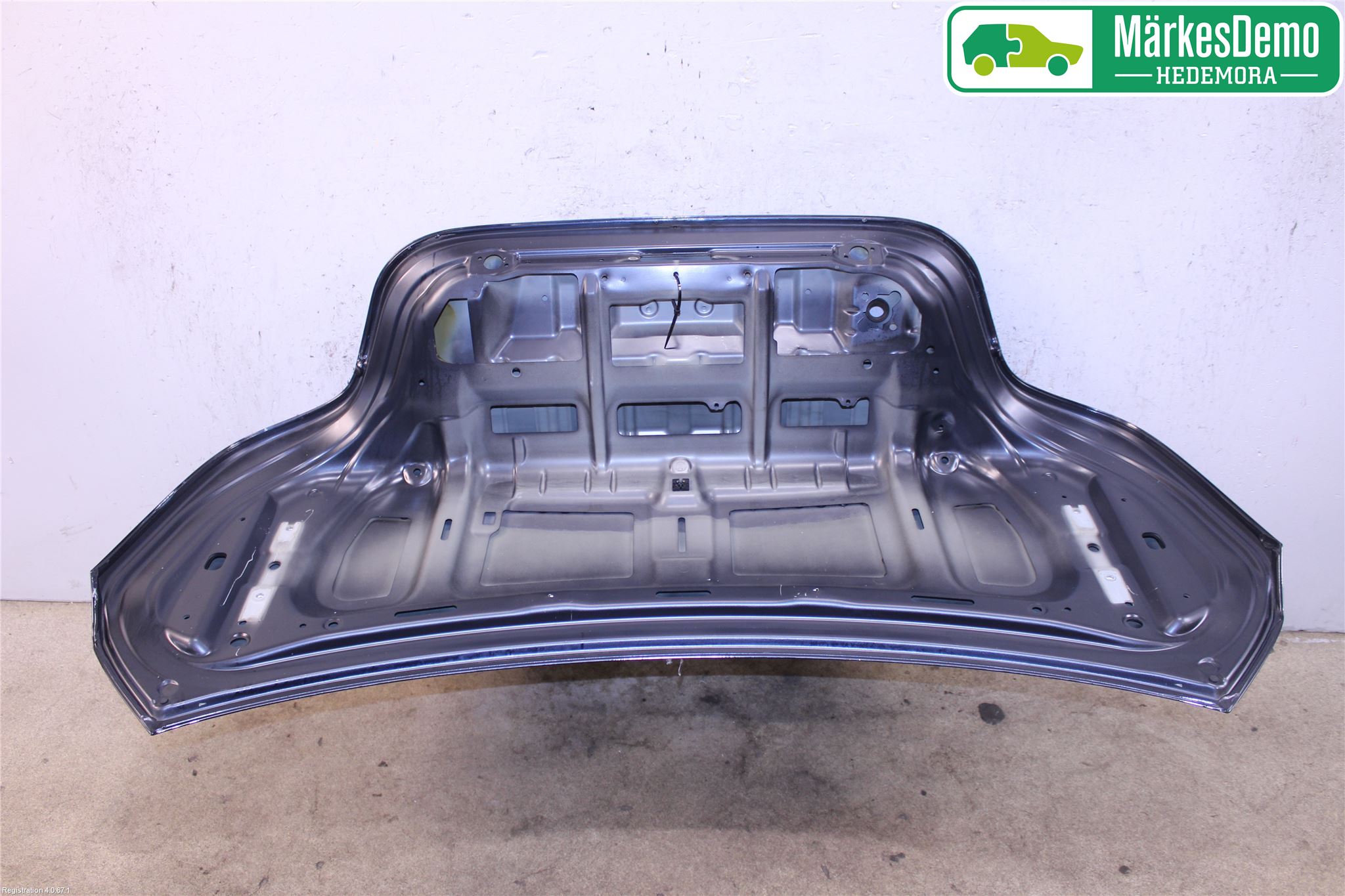 BMW 5 E60/61 Sed/Tou 02-10 Baklucka (Ej Med Ruta)