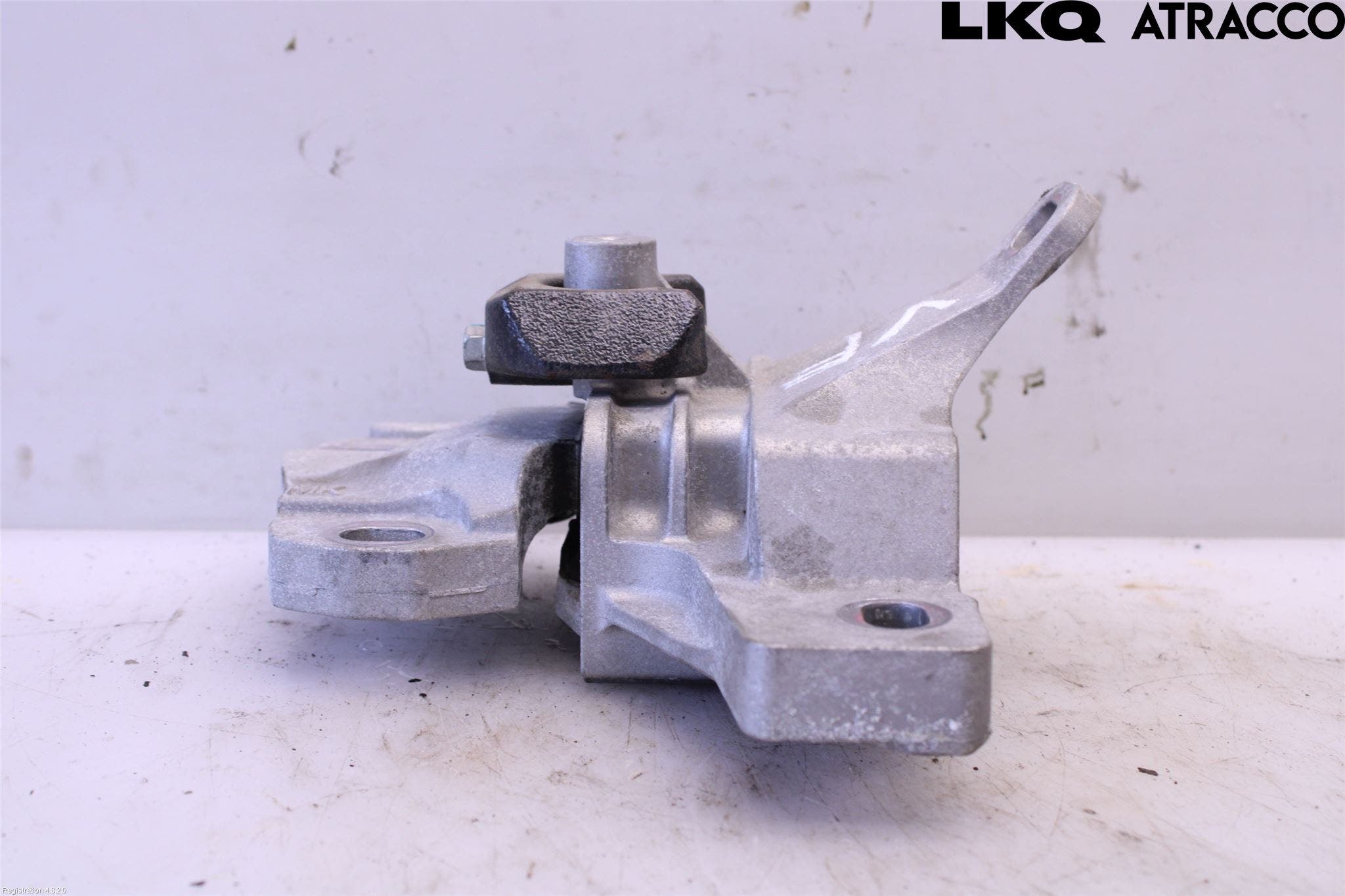 Mazda MX-30 20- Motorfäste