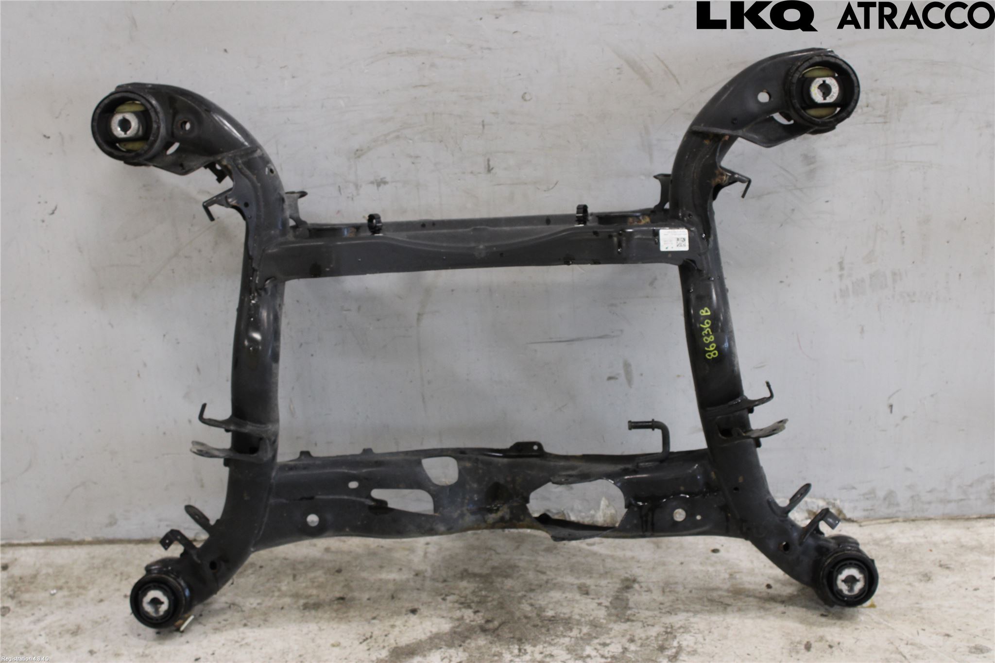 Audi A6 F2/C8 19- Bakaxelbalk