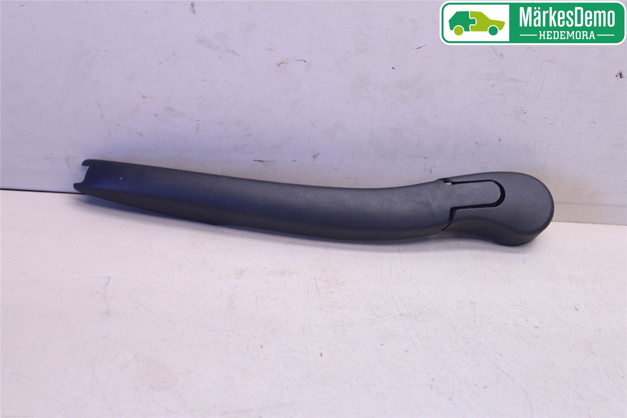 BMW 3 F30/F31/F80 12-19 Torkararm-Bakruta