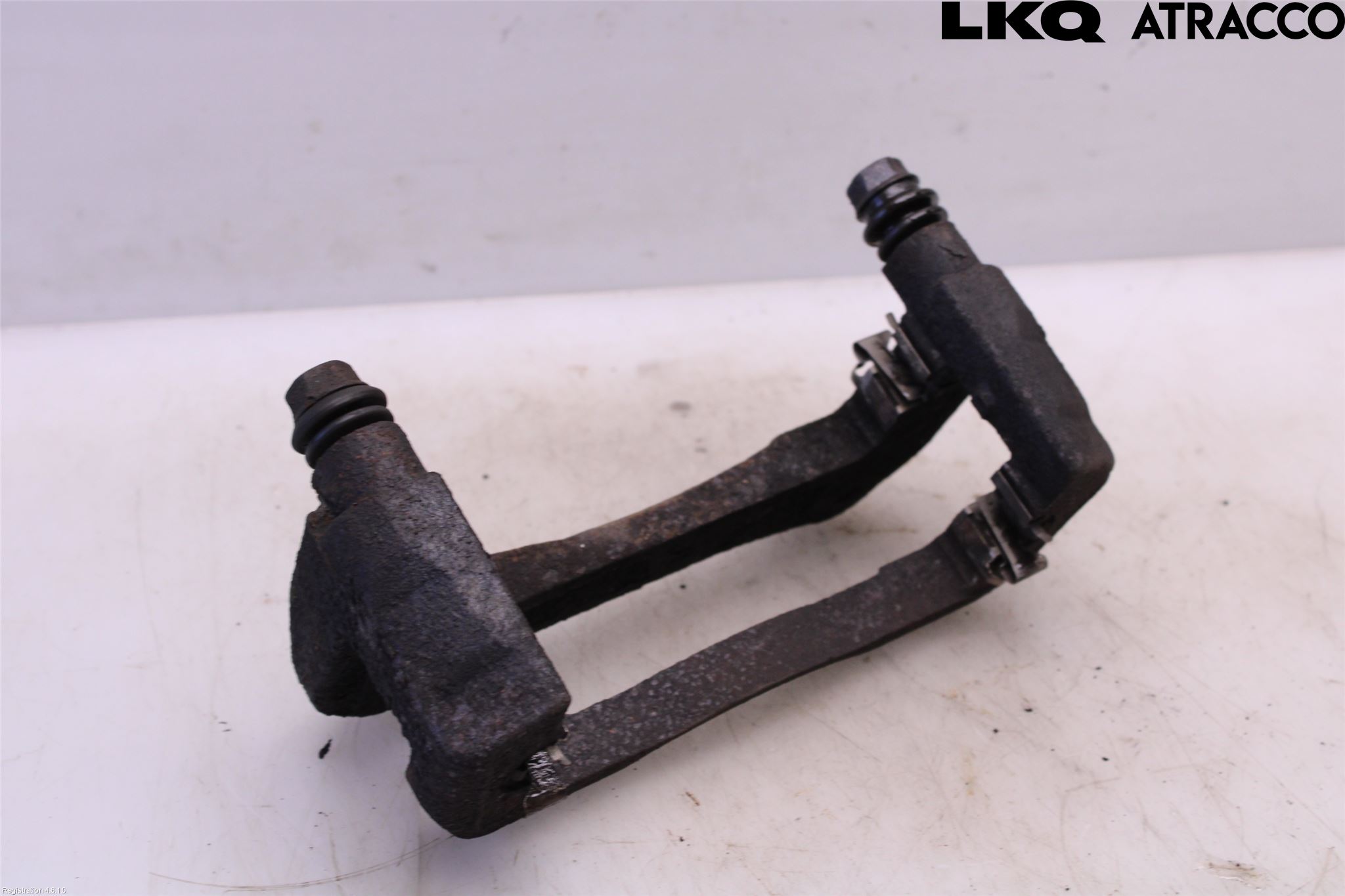 Toyota RAV4 13-18 Bromsokshållare