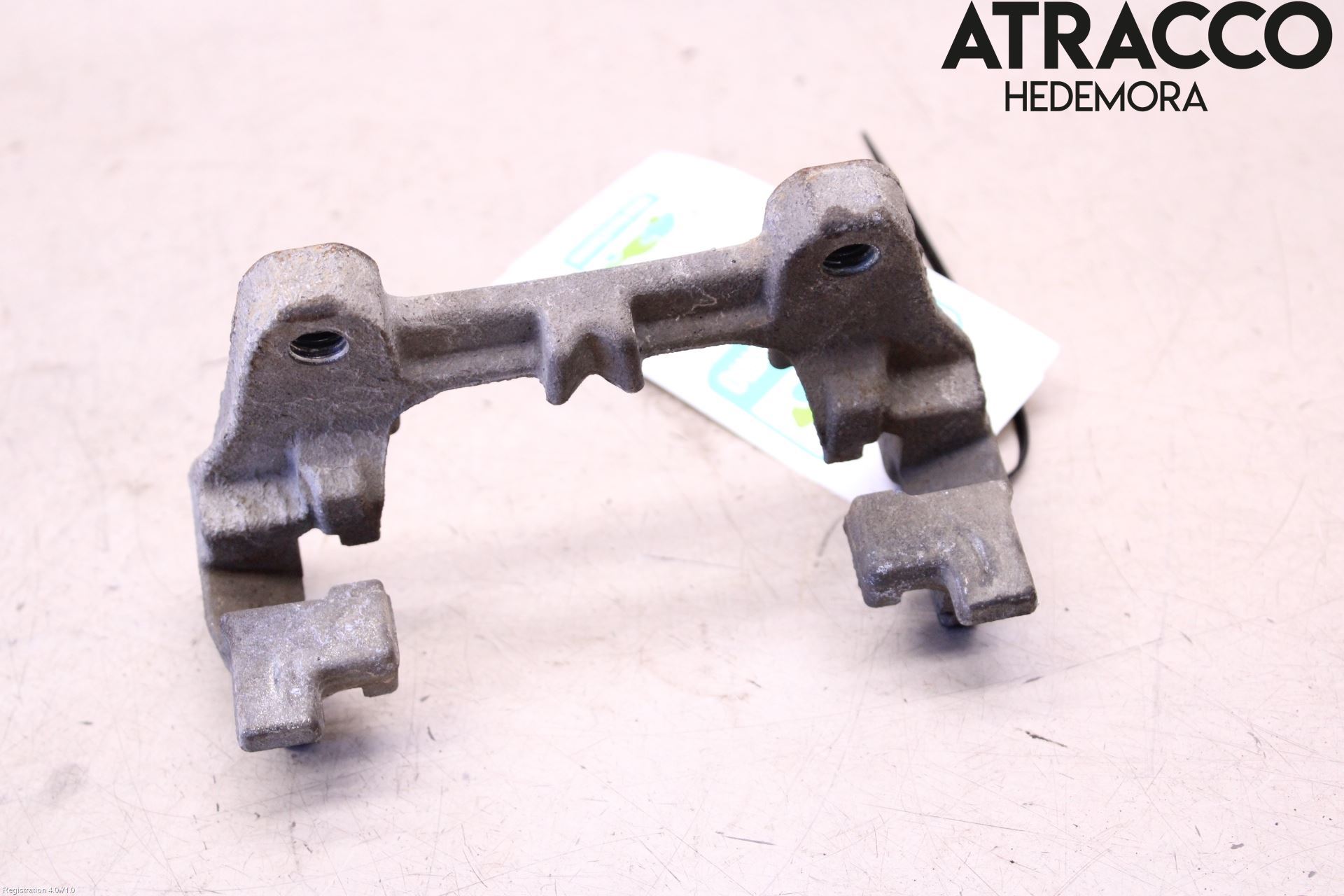 Ford KUGA 13-16 Bromsokshållare