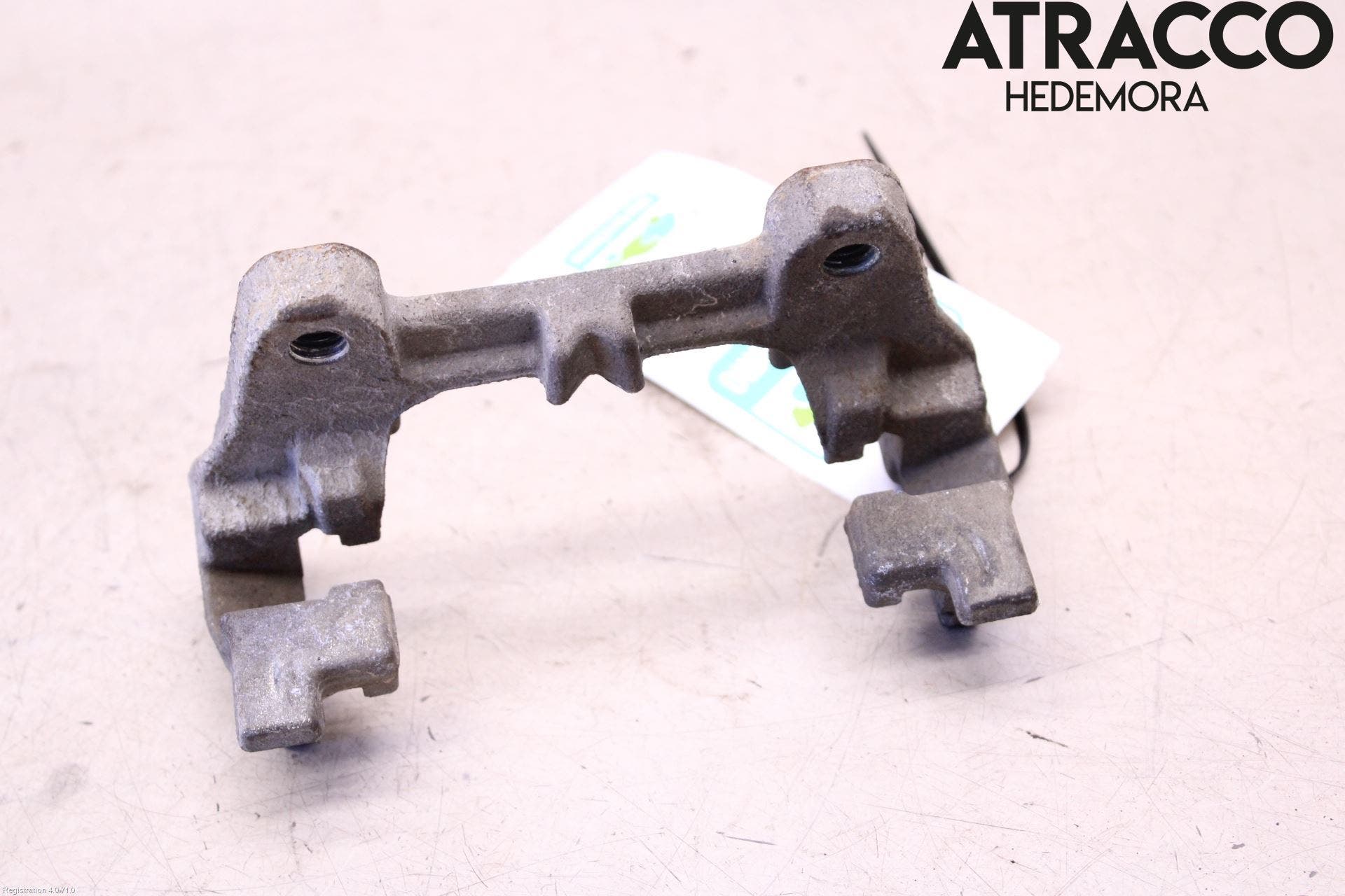 Ford KUGA 13-16 Bromsokshållare