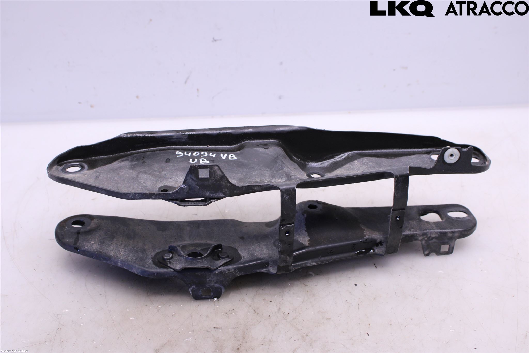 BMW 5 G30/G31/F90 17-23 Bärarm Bak Vänster