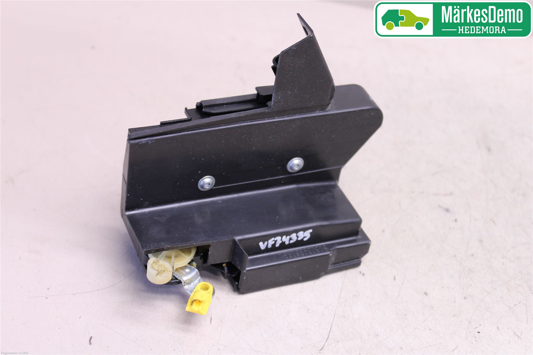 Dacia SANDERO/STEPWAY 13-20 Låskista-Dörrlås