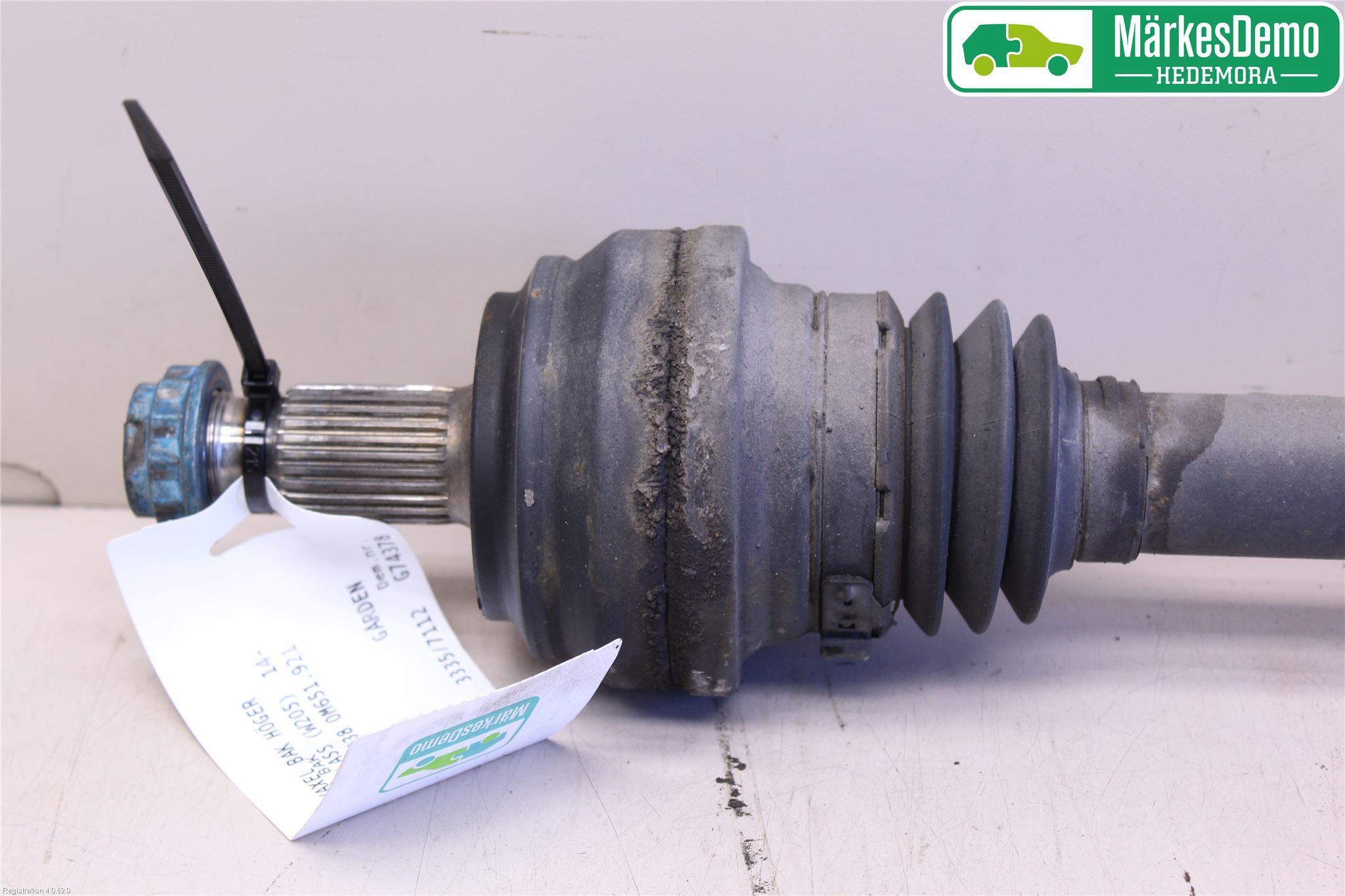 Mercedes-Benz MB C-KLASS (W205) 14-21 Drivaxel Bak Höger