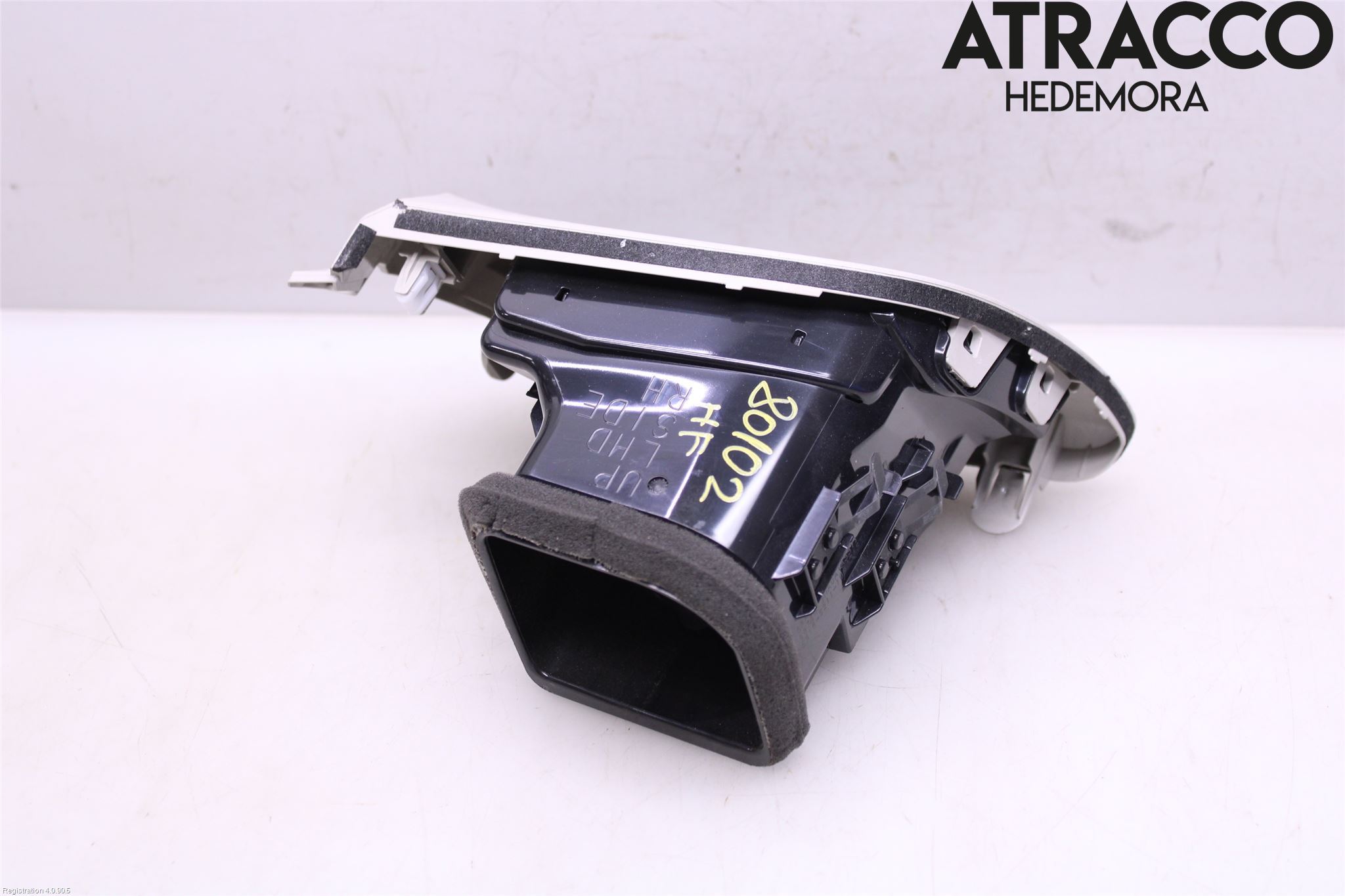 Nissan LEAF 11-17 Defrosterkanal-Munstycke