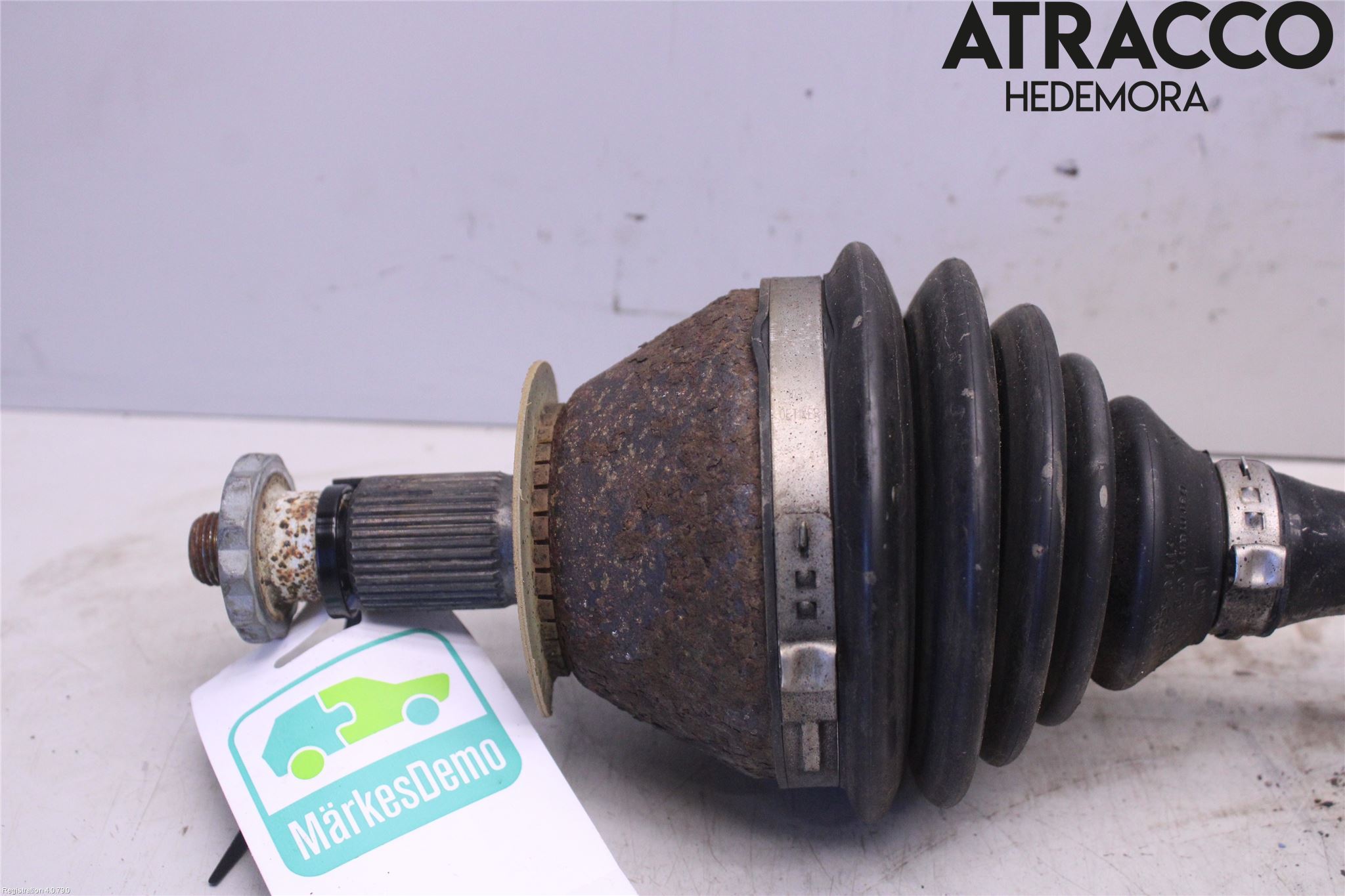 Skoda RAPID Drivaxel Fram Vänster