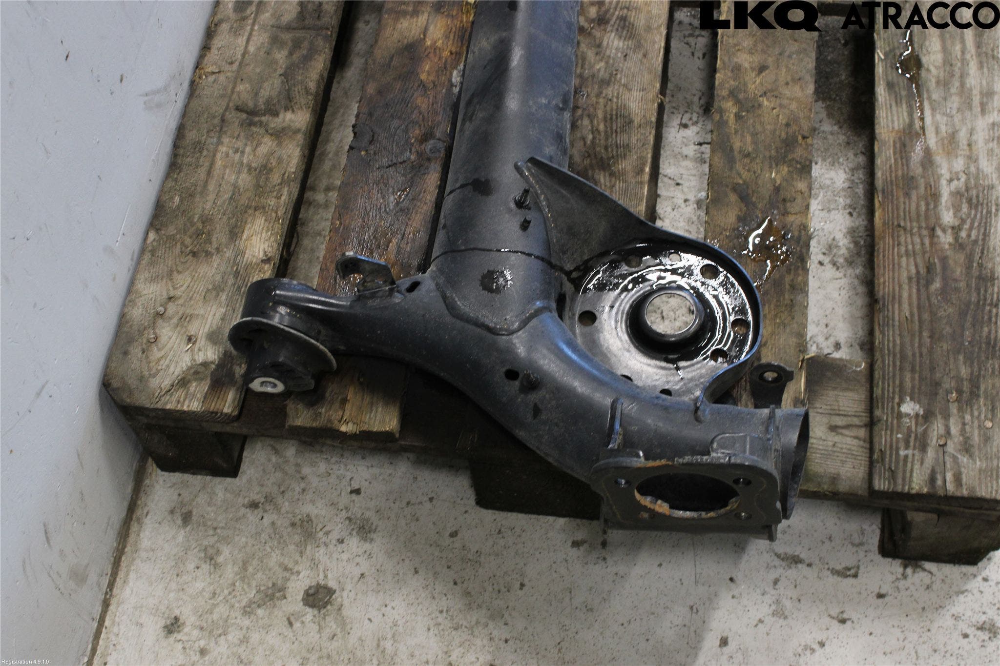 Toyota YARIS XP21 20- Bakaxelbalk