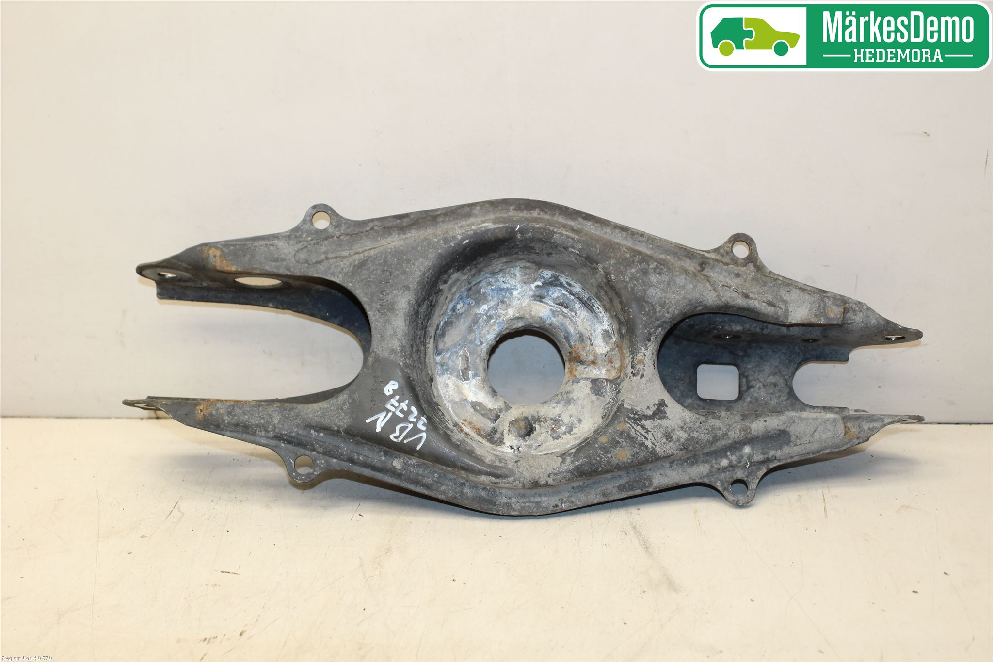 Mercedes-Benz MB E-KLASS (W212) 09-16 Bärarm Bak Vänster