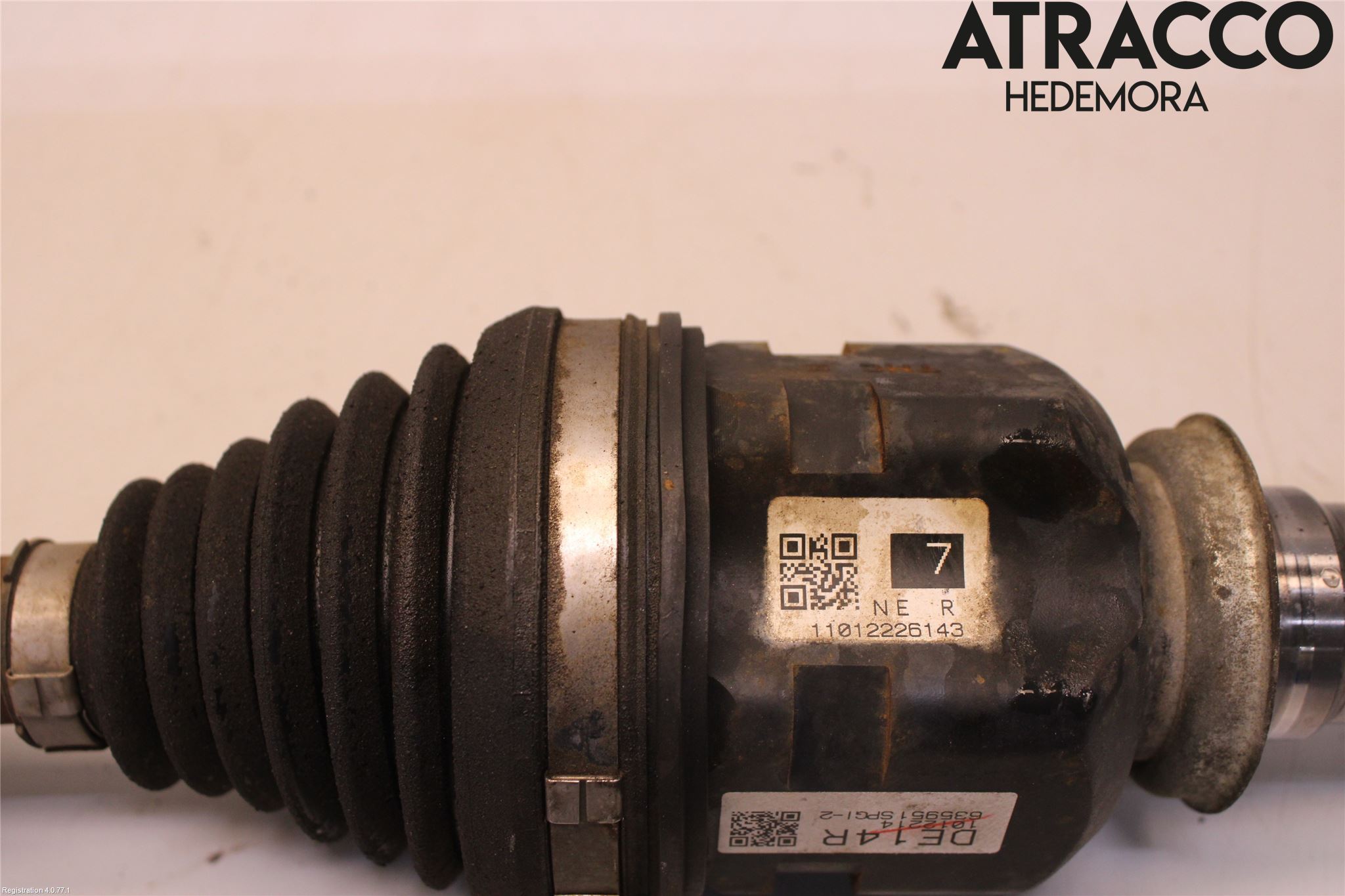 Toyota AURIS 10-12 Drivaxel Fram Höger