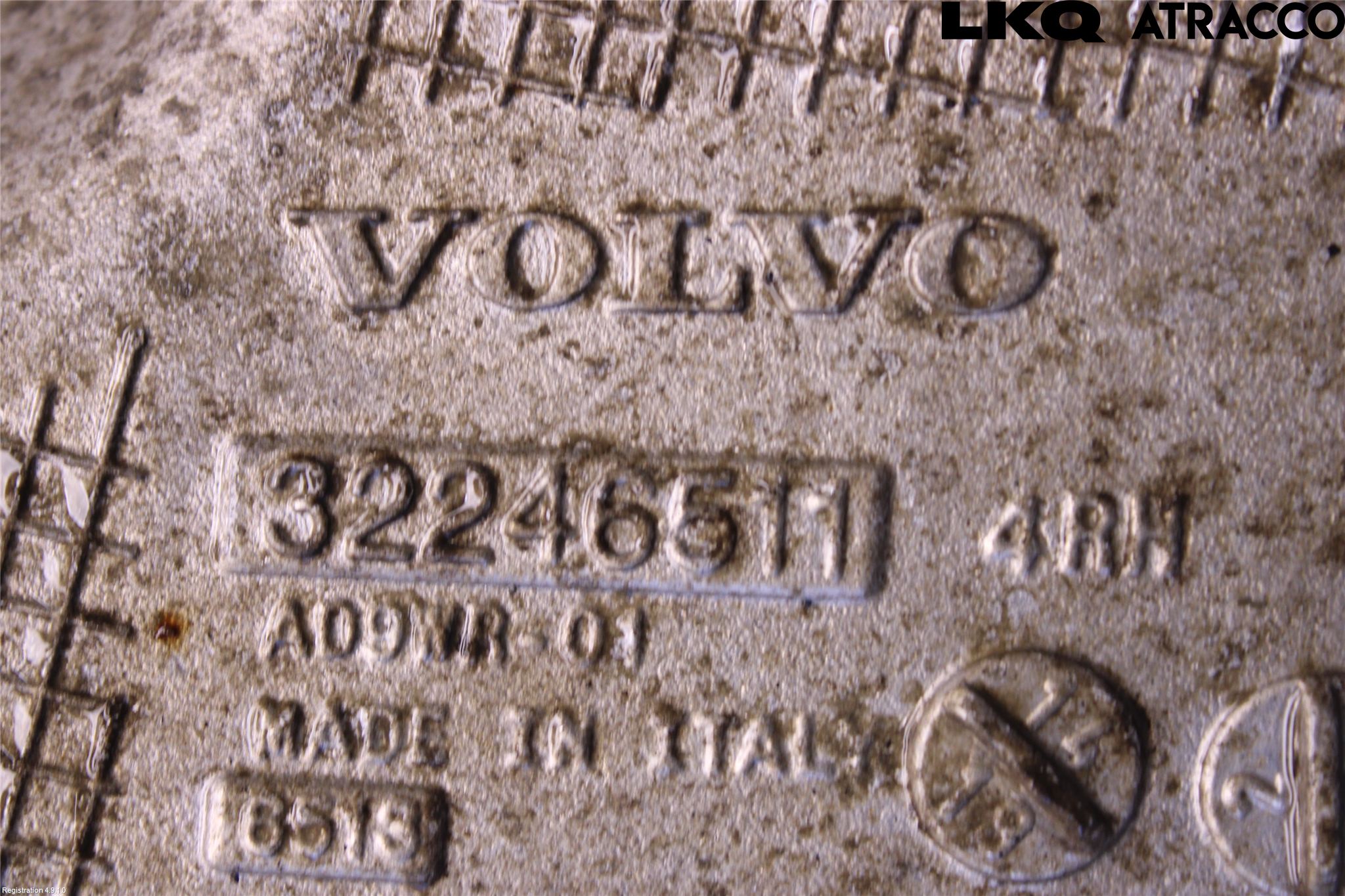 Volvo XC60 18- Bärarm Bak Höger