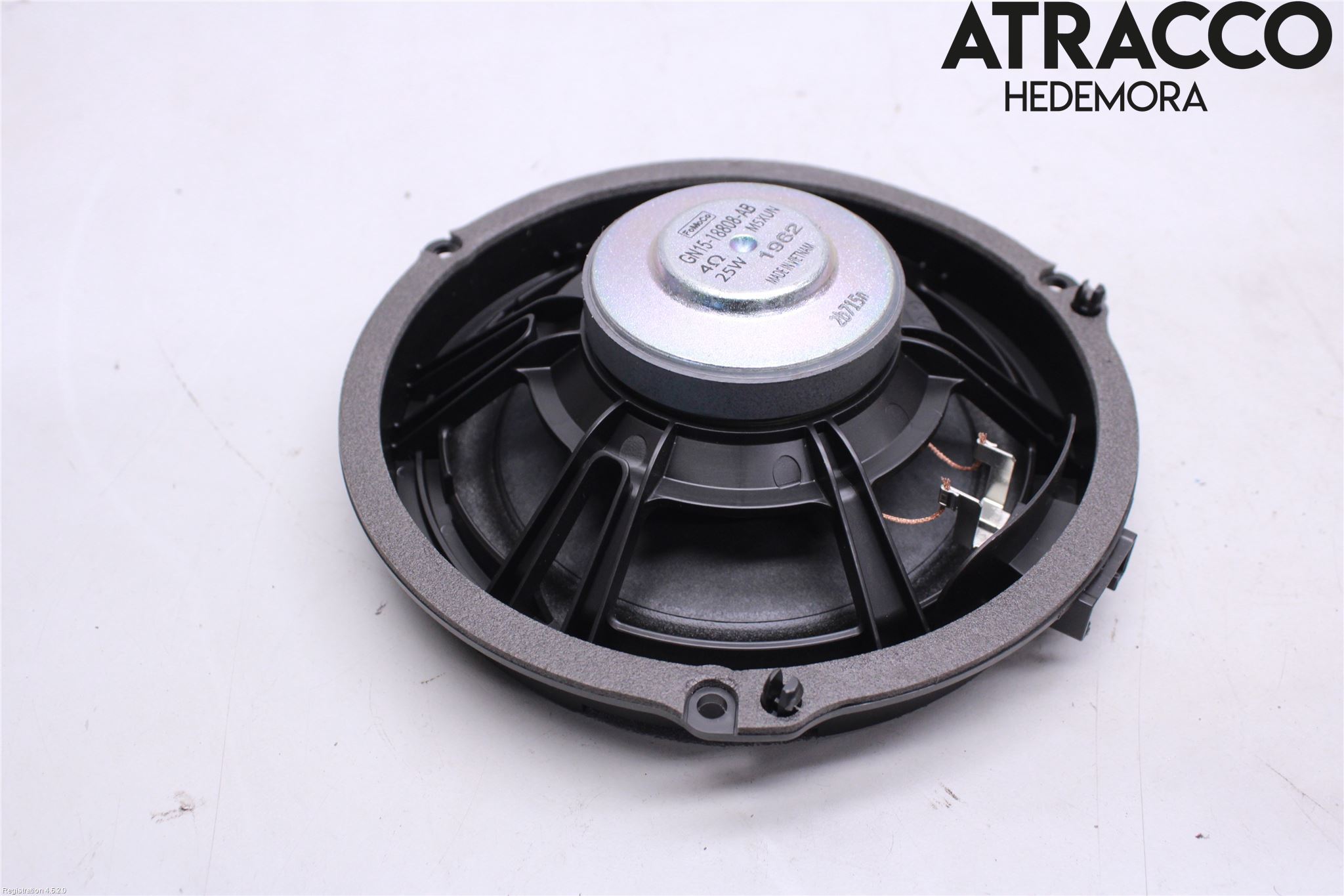 Ford E-TRANSIT SKÅP/BUSS 22- Högtalare