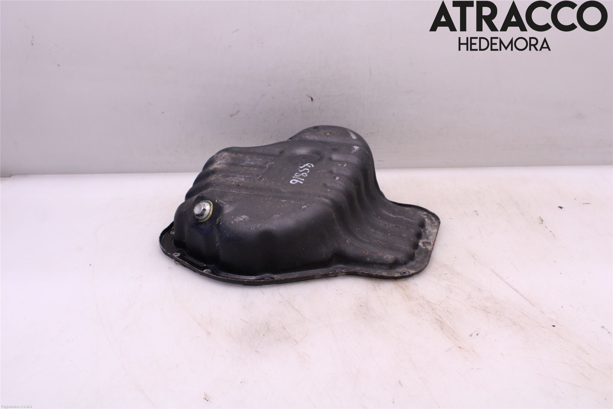 Toyota RAV 4 06-12 Oljetråg