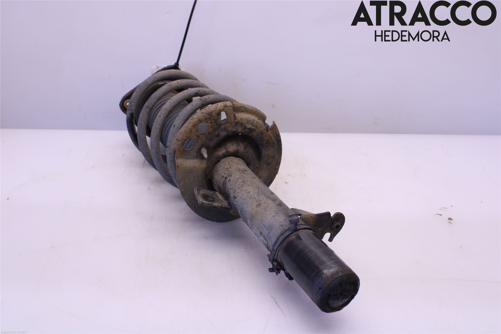 Ford FOCUS 15-18 Fjäderben Fram Höger