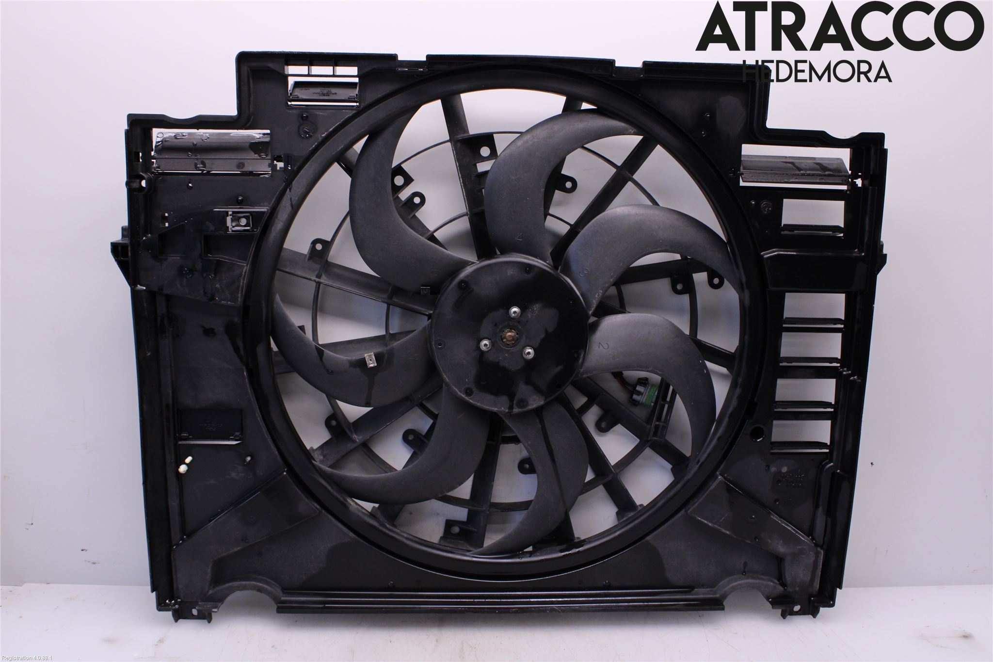 Jaguar F-PACE Kylfläkt El