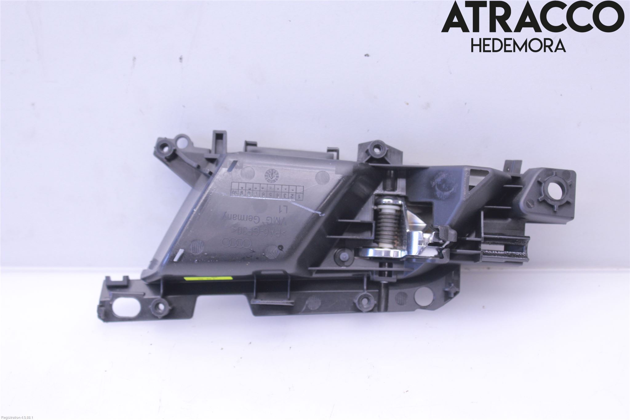 Audi A4/S4 B9 16-19 Dörrhandtag Inre Vä