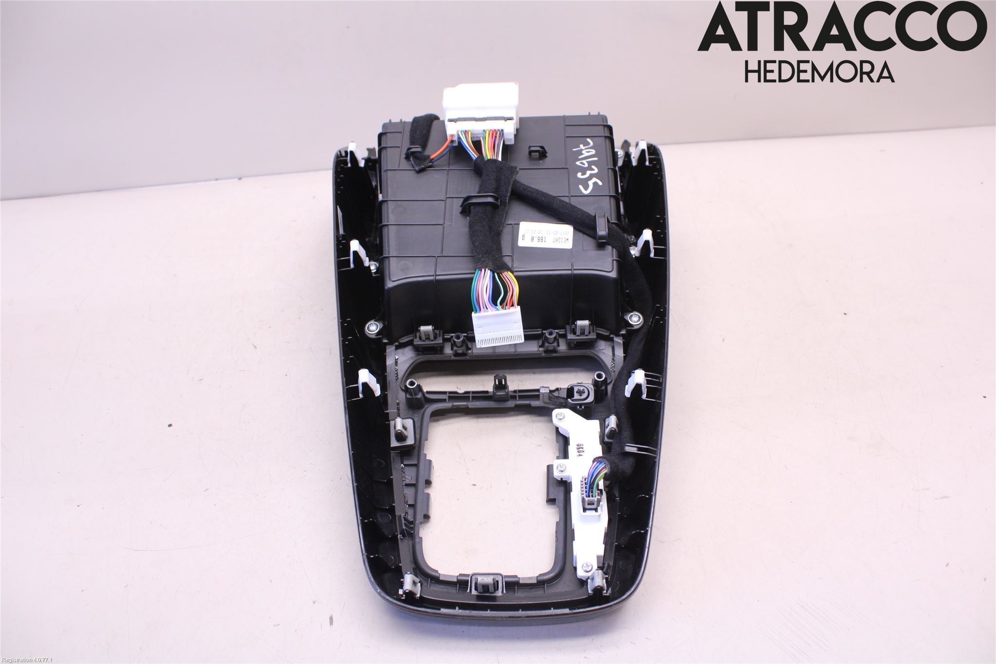 Kia RIO 17- Instrumentkonsoll Mitt