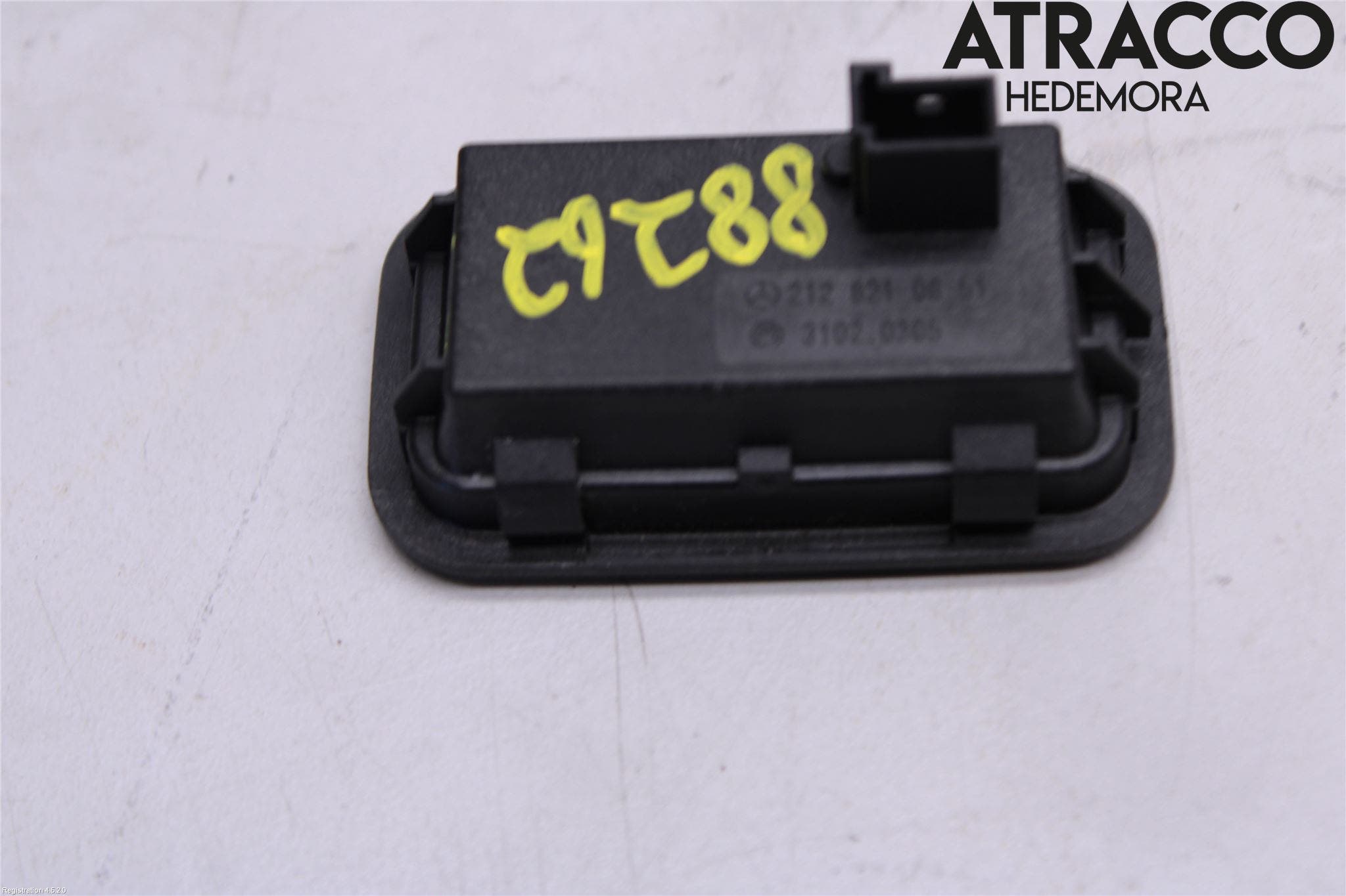 Mercedes-Benz MB E-KLASS (W212) 09-16 Strömställare Baklucka