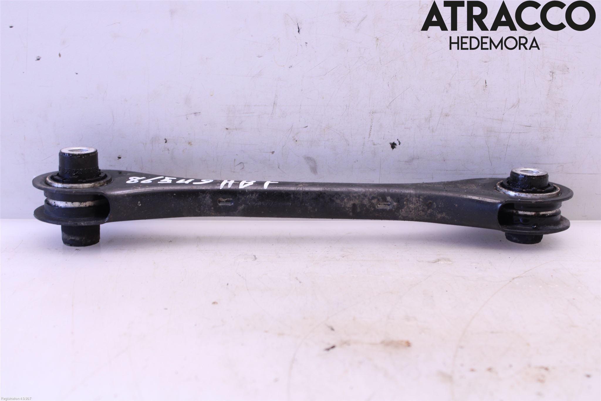 Volkswagen VW TIGUAN 16-24 Bärarm Bak Höger