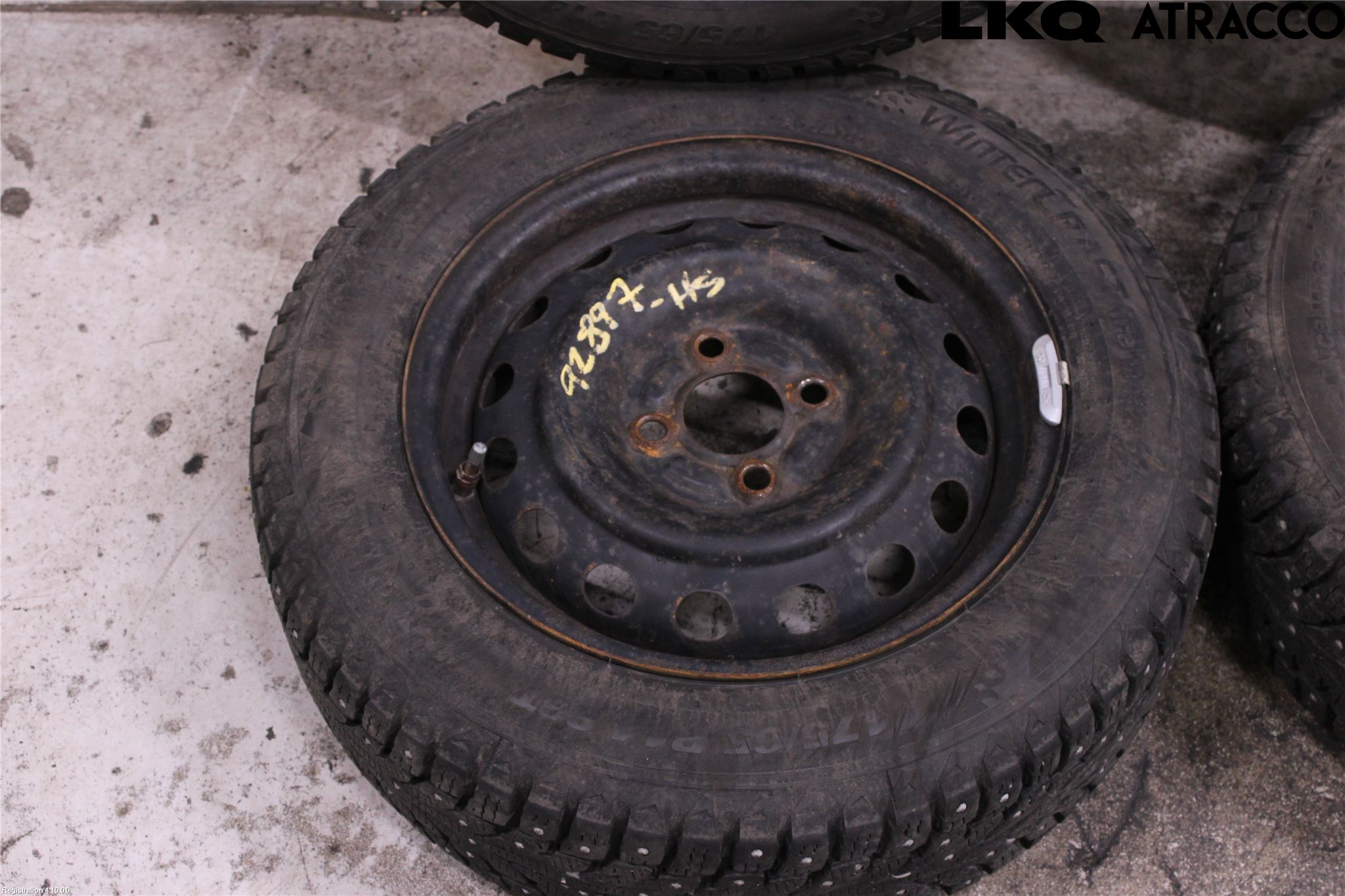 Nissan MICRA 11-16 Vinterdäck Plåtfälg 4St