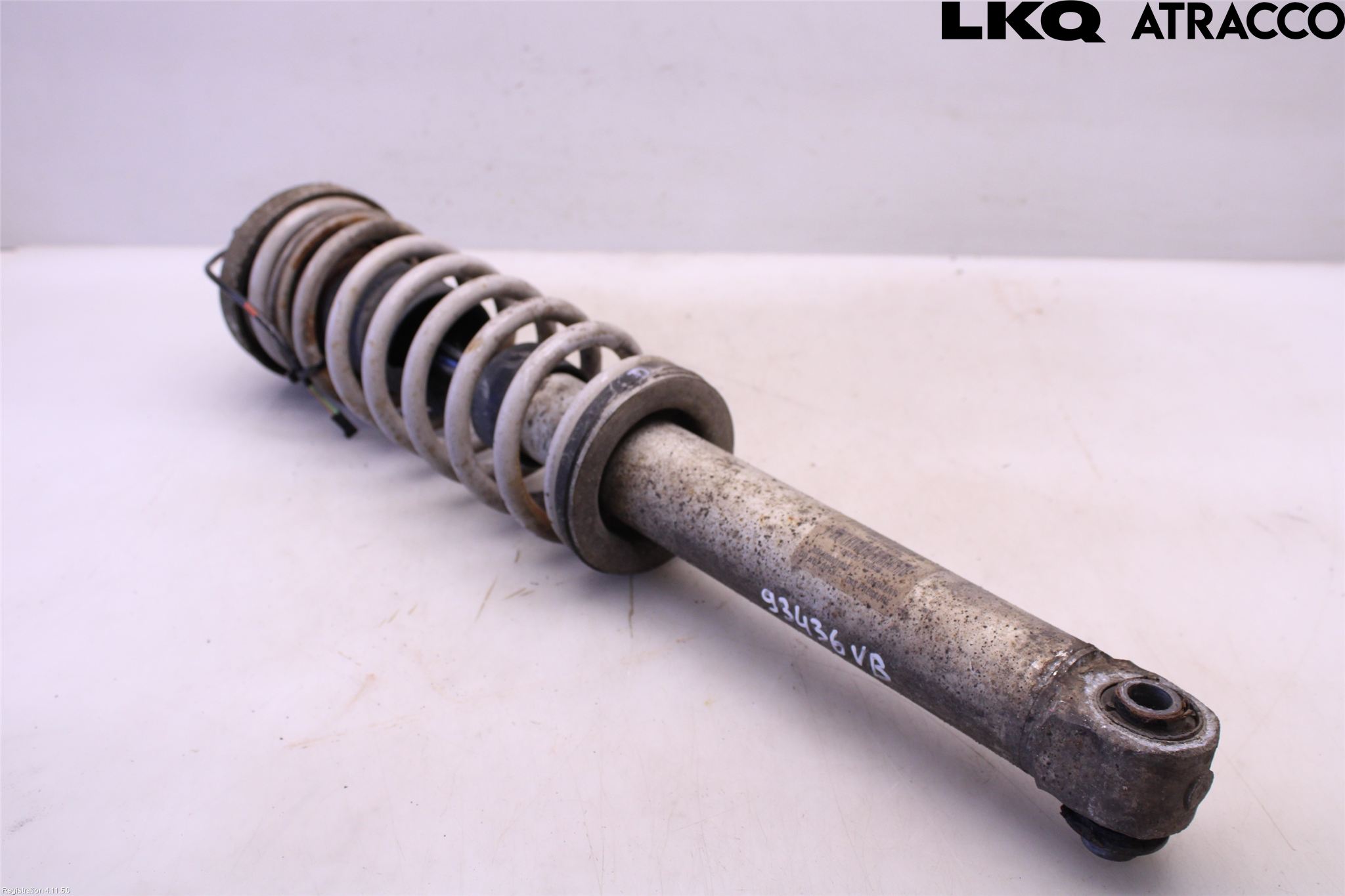 BMW 7 E65/66    00-08 Stötdämpare Bak