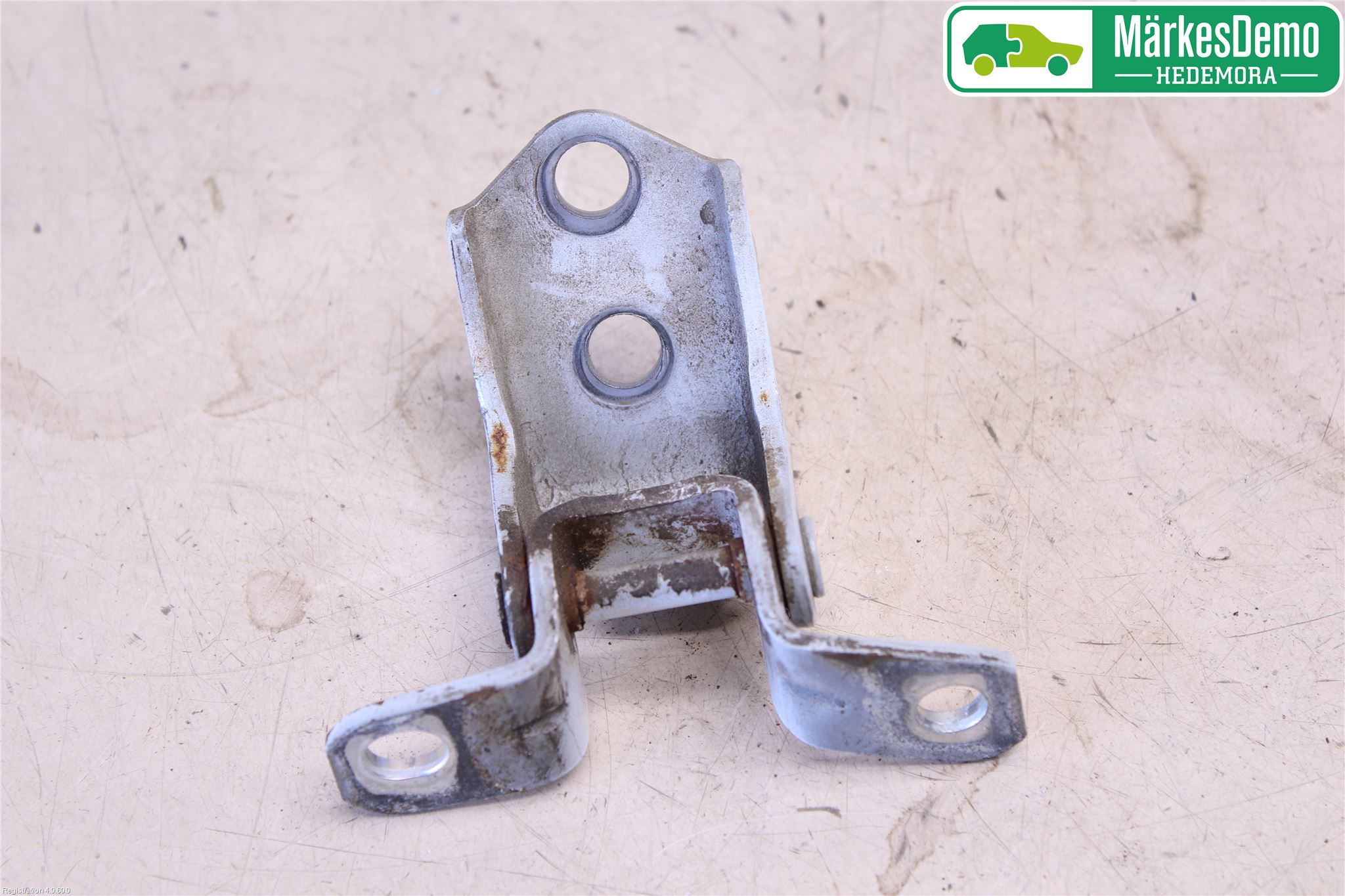 Mazda CX-7 Dörrgångjärn