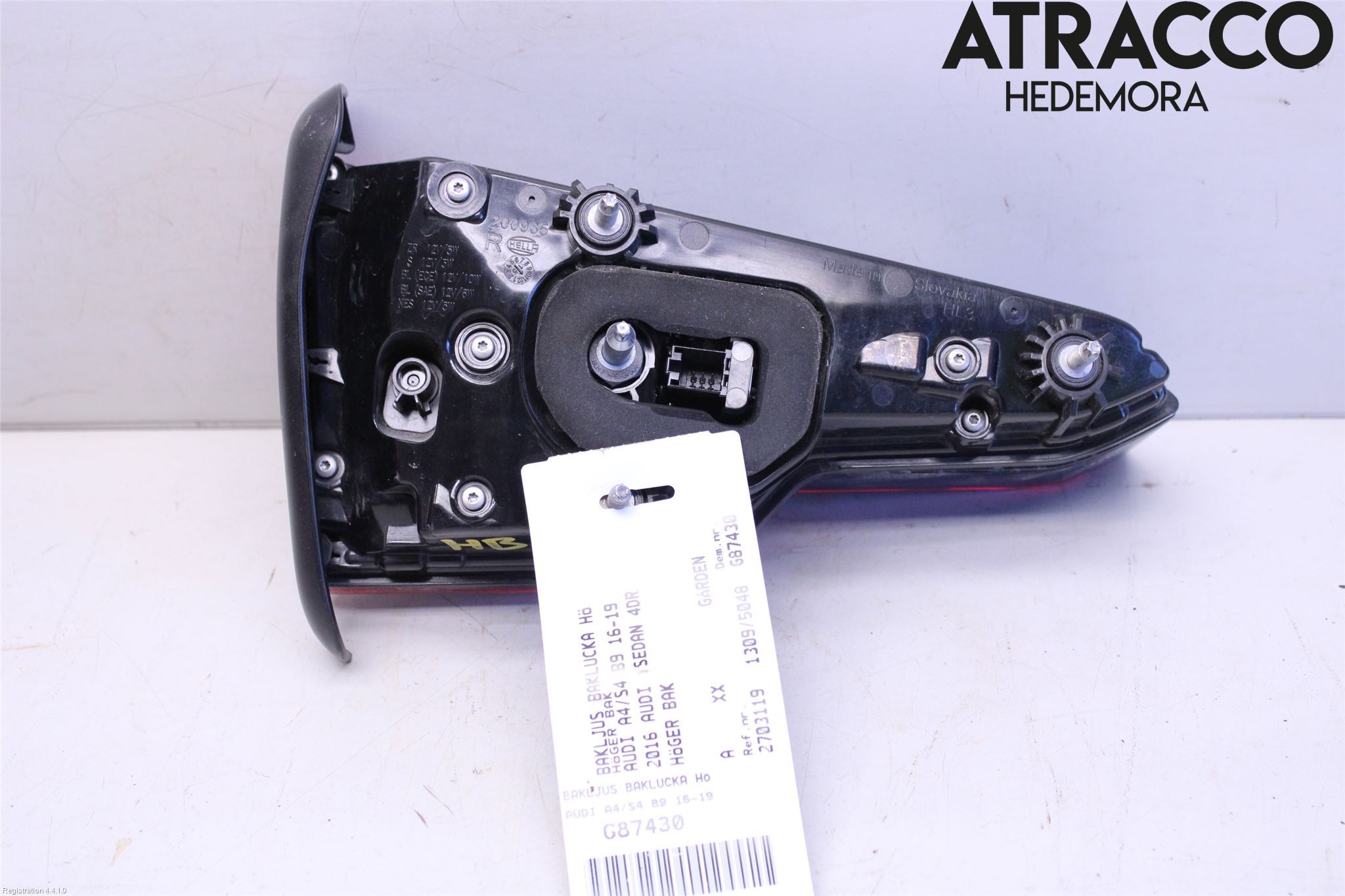 Audi A4/S4 B9 16-19 Bakljus Lucka Hö