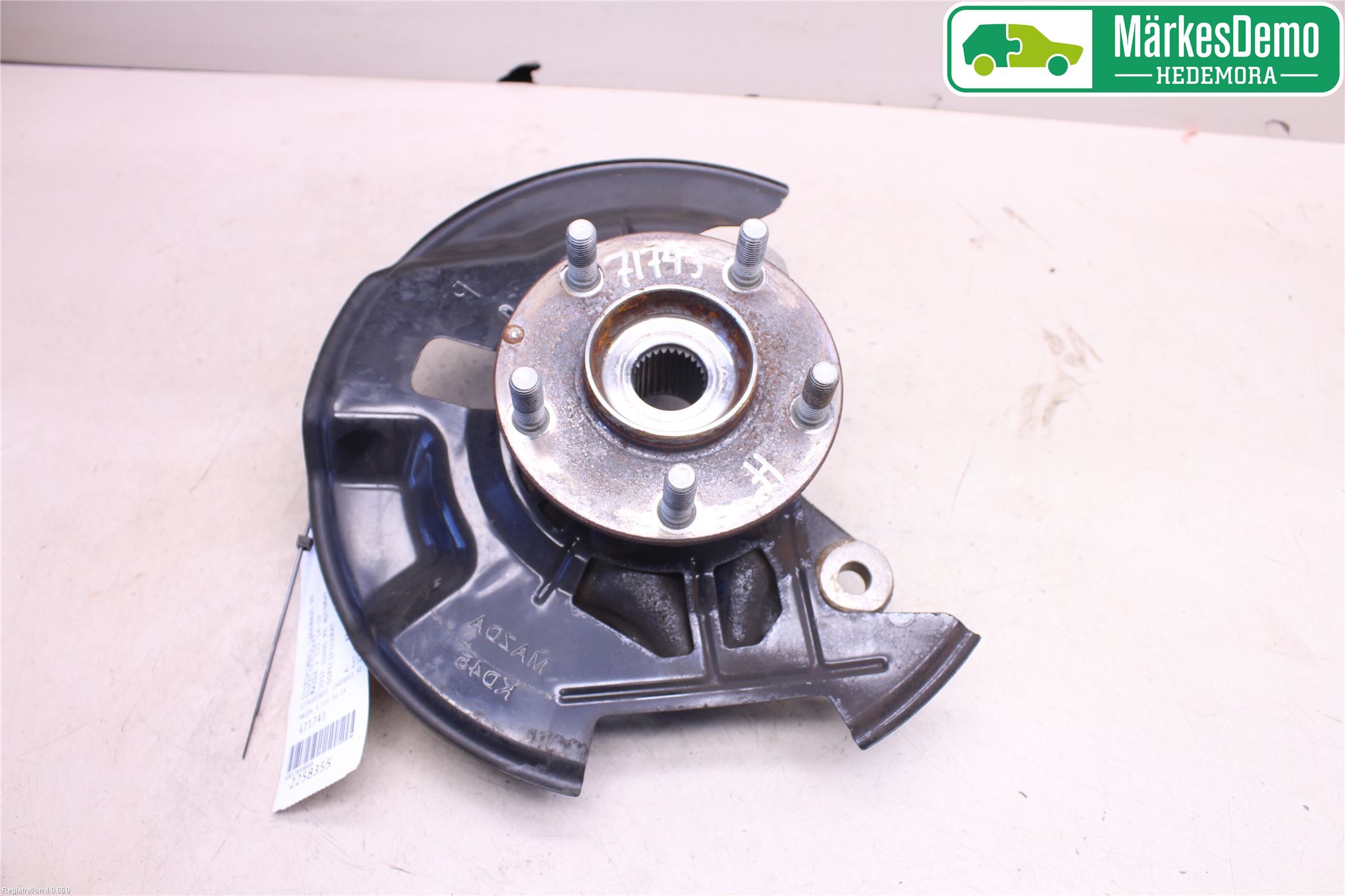 Mazda 3 III 14-19 Styrspindel Lagerhus Hö