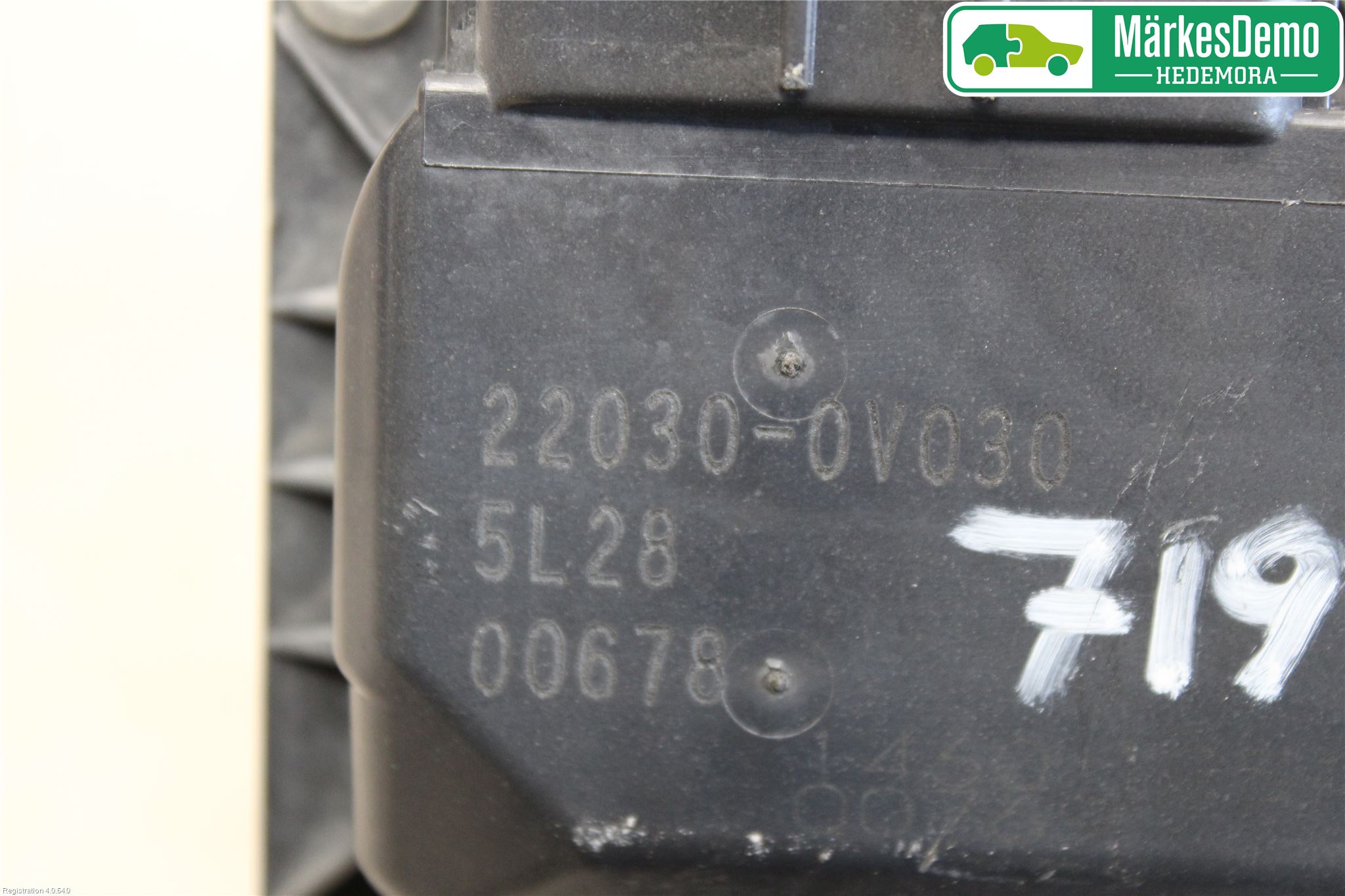 Toyota RAV4 13-18 Injspjällhus