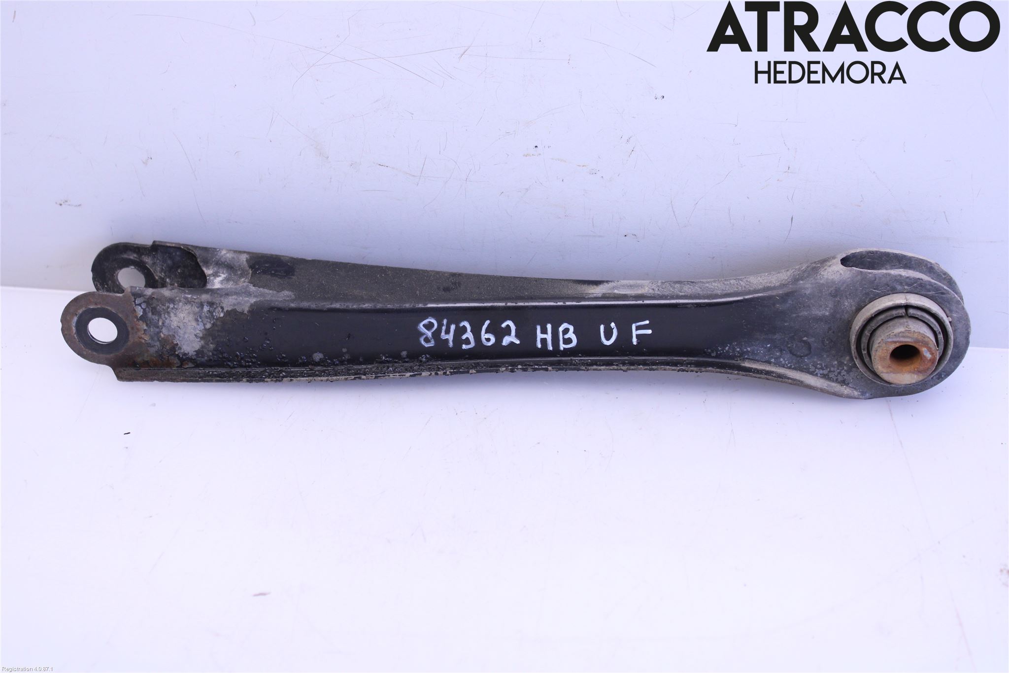 Volvo V90 17->> Bärarm Bak Höger