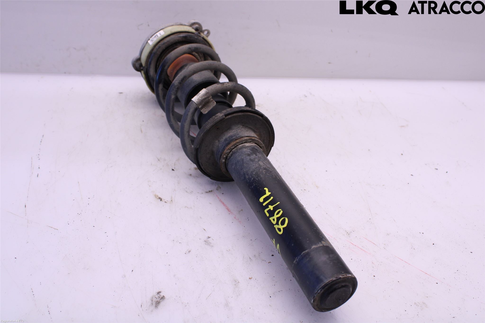 Audi A4/S4 B9 16-19 Fjäderben Fram Vänster