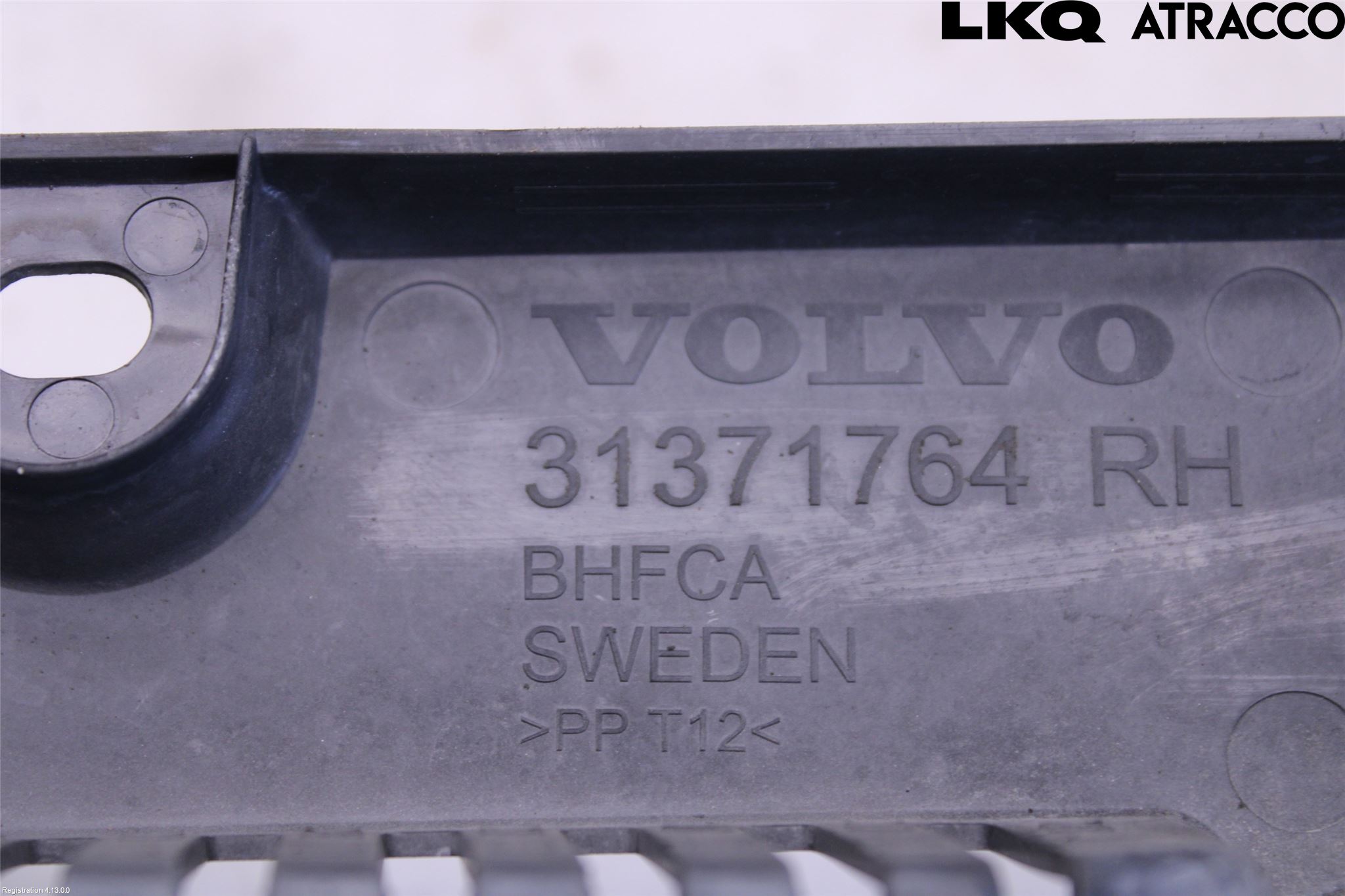 Volvo XC90/RECHARGE 16- Deflektor Plåt-Plast Kylning