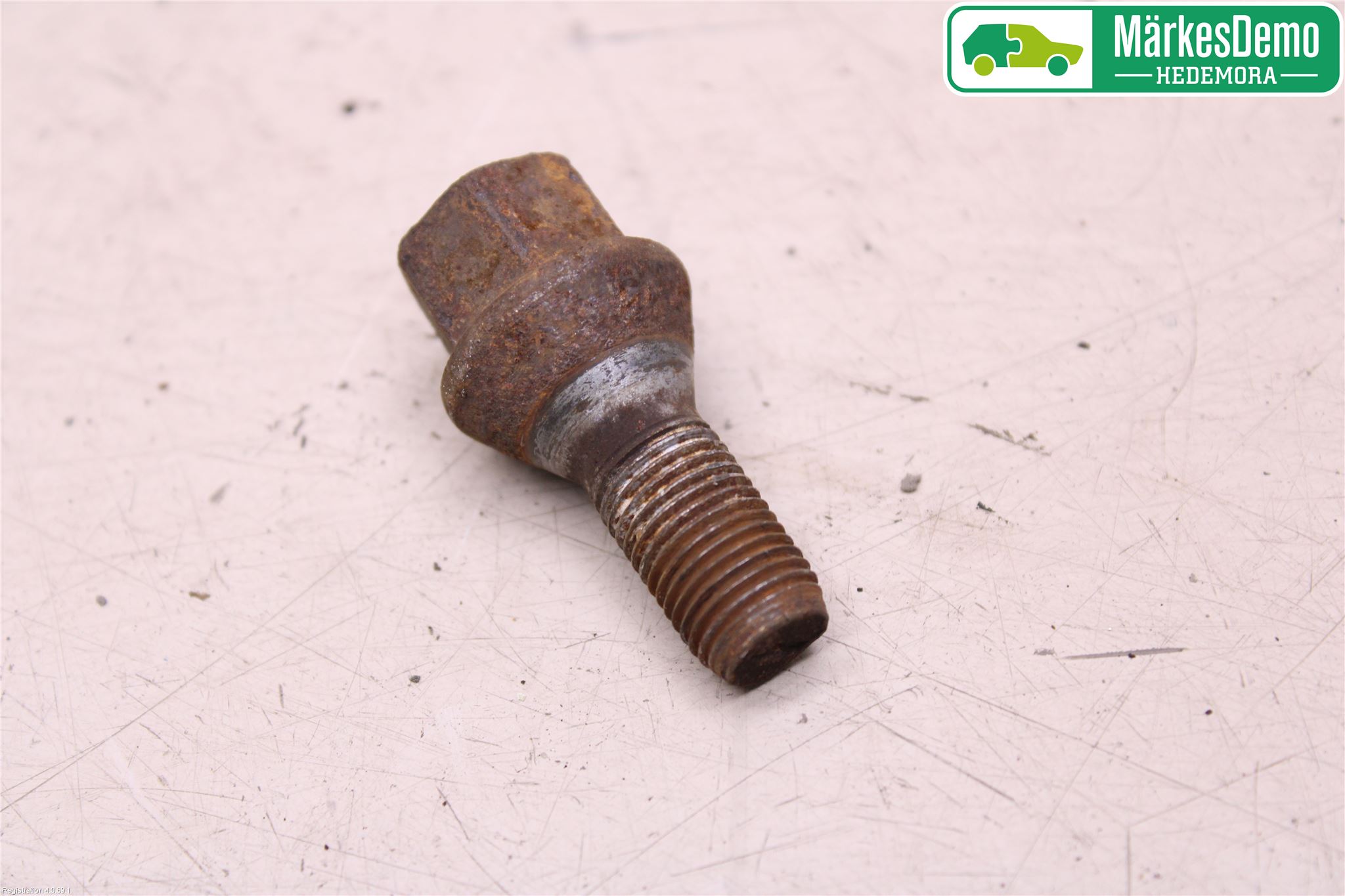 Fiat 500 07- Hjulmutter-Bult-Sats