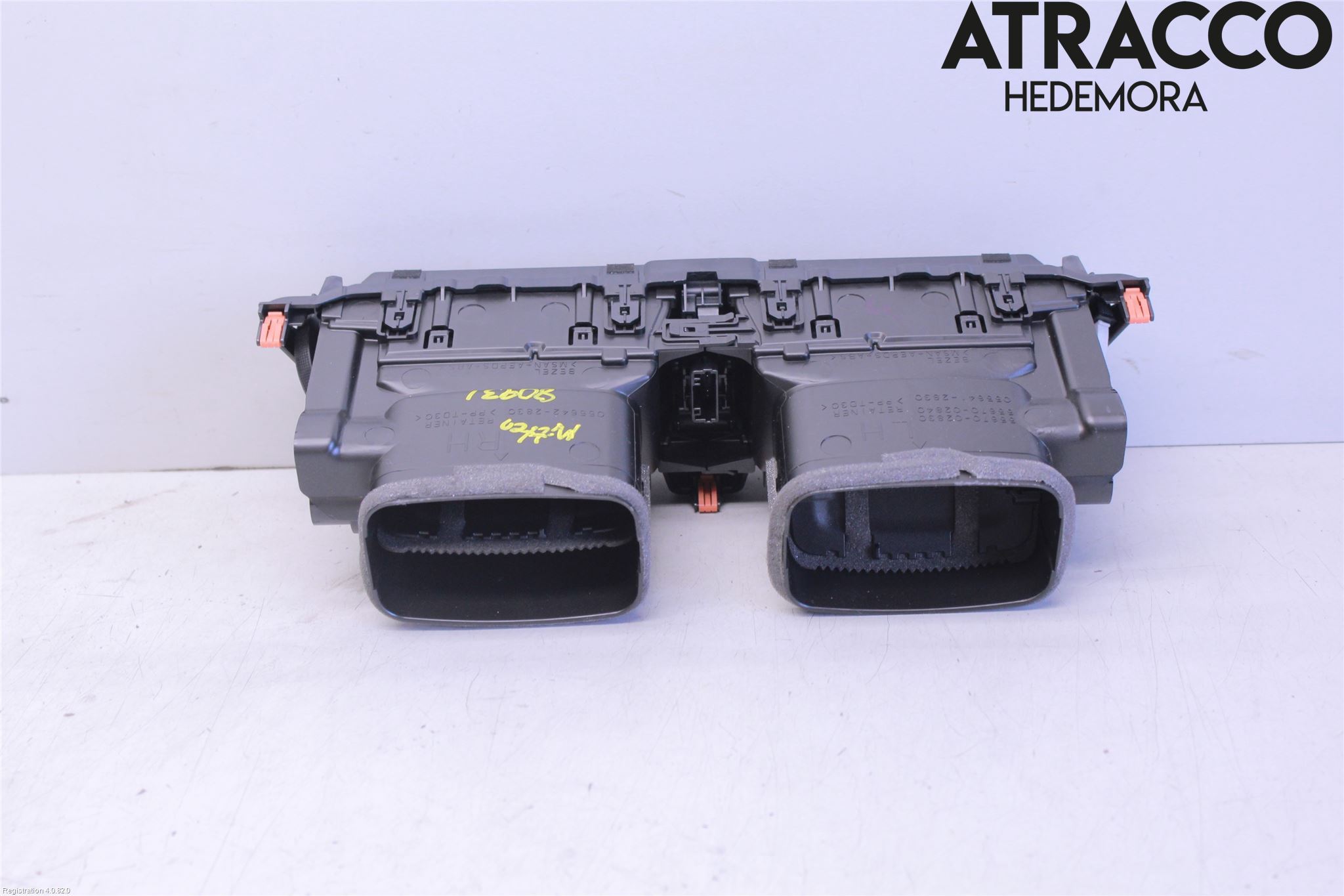 Toyota COROLLA 19- Defrosterkanal-Munstycke