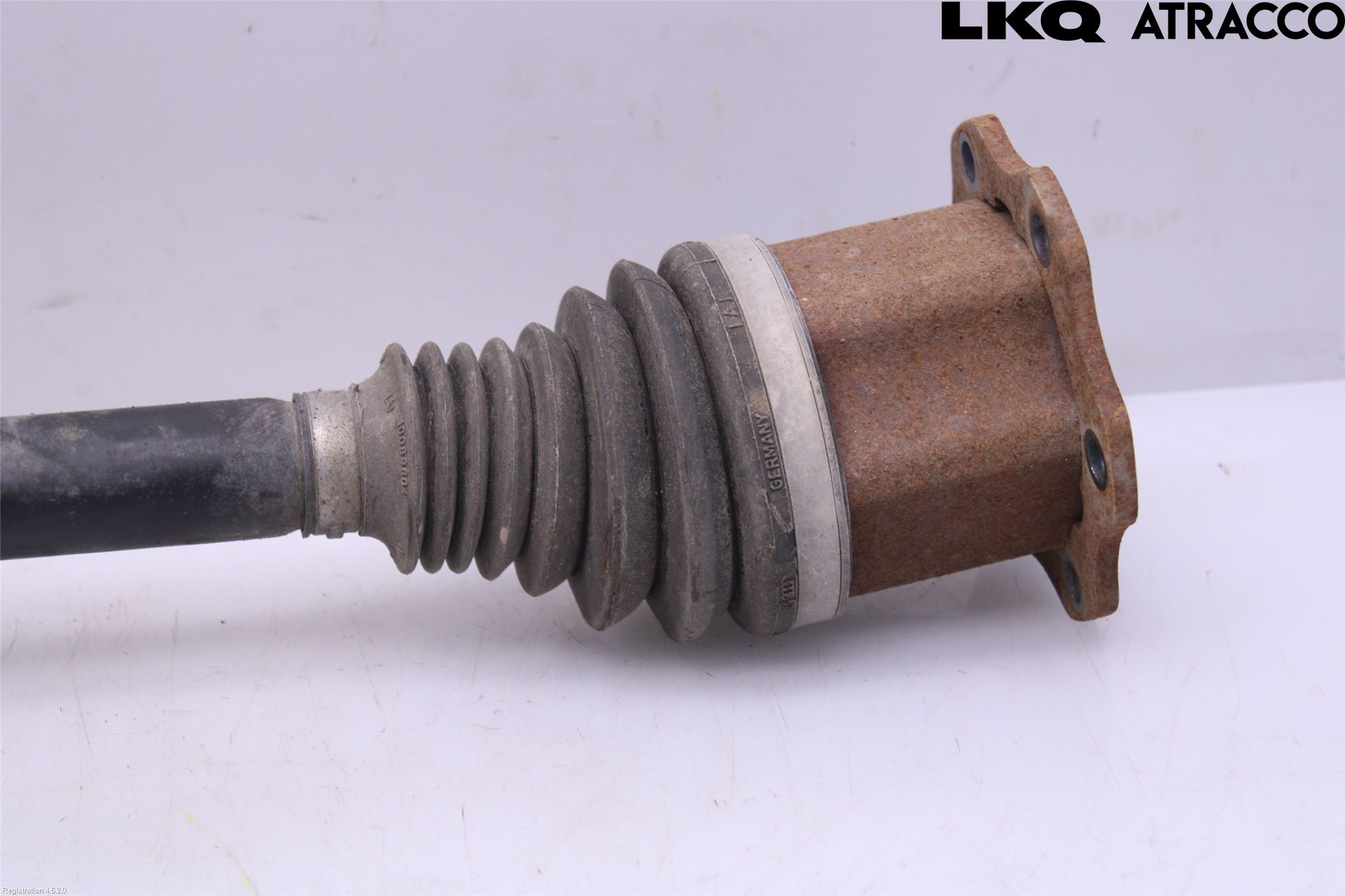 Audi A4/S4 08-11 Drivaxel Fram Vänster