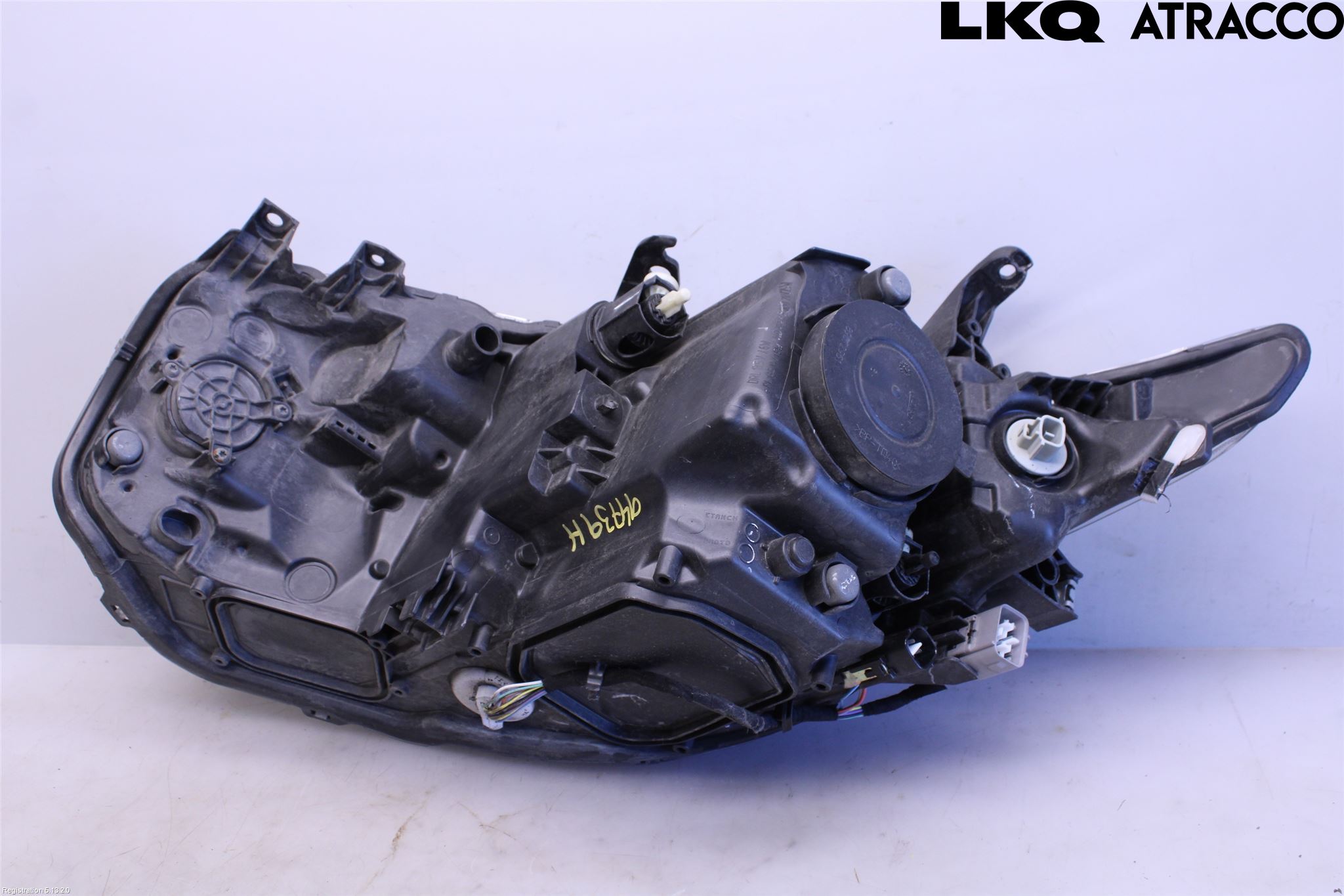 Toyota AURIS 13-19 Strålkastare Höger