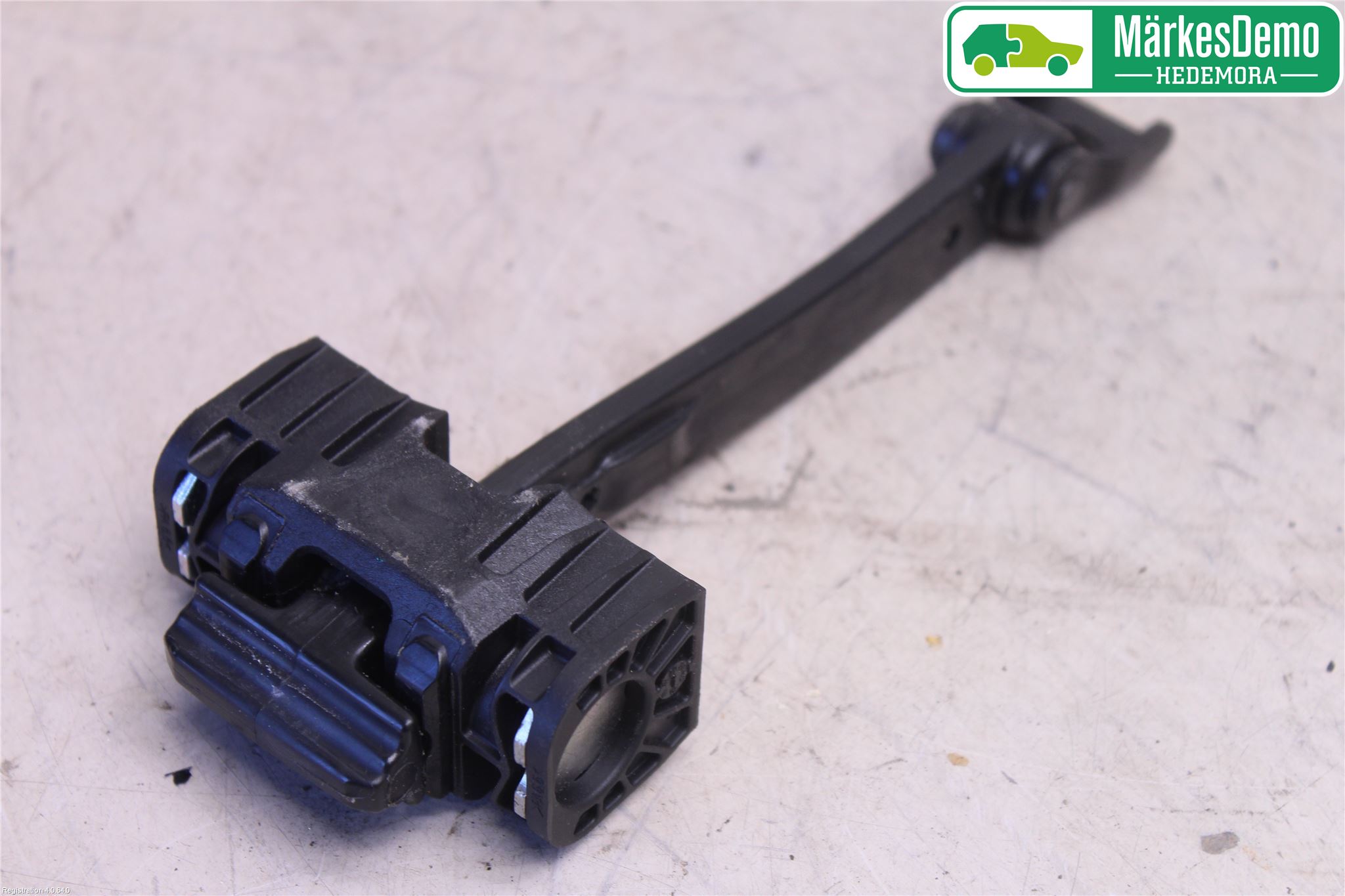 Audi A4 ALLROAD 09-16 Dörrstopp