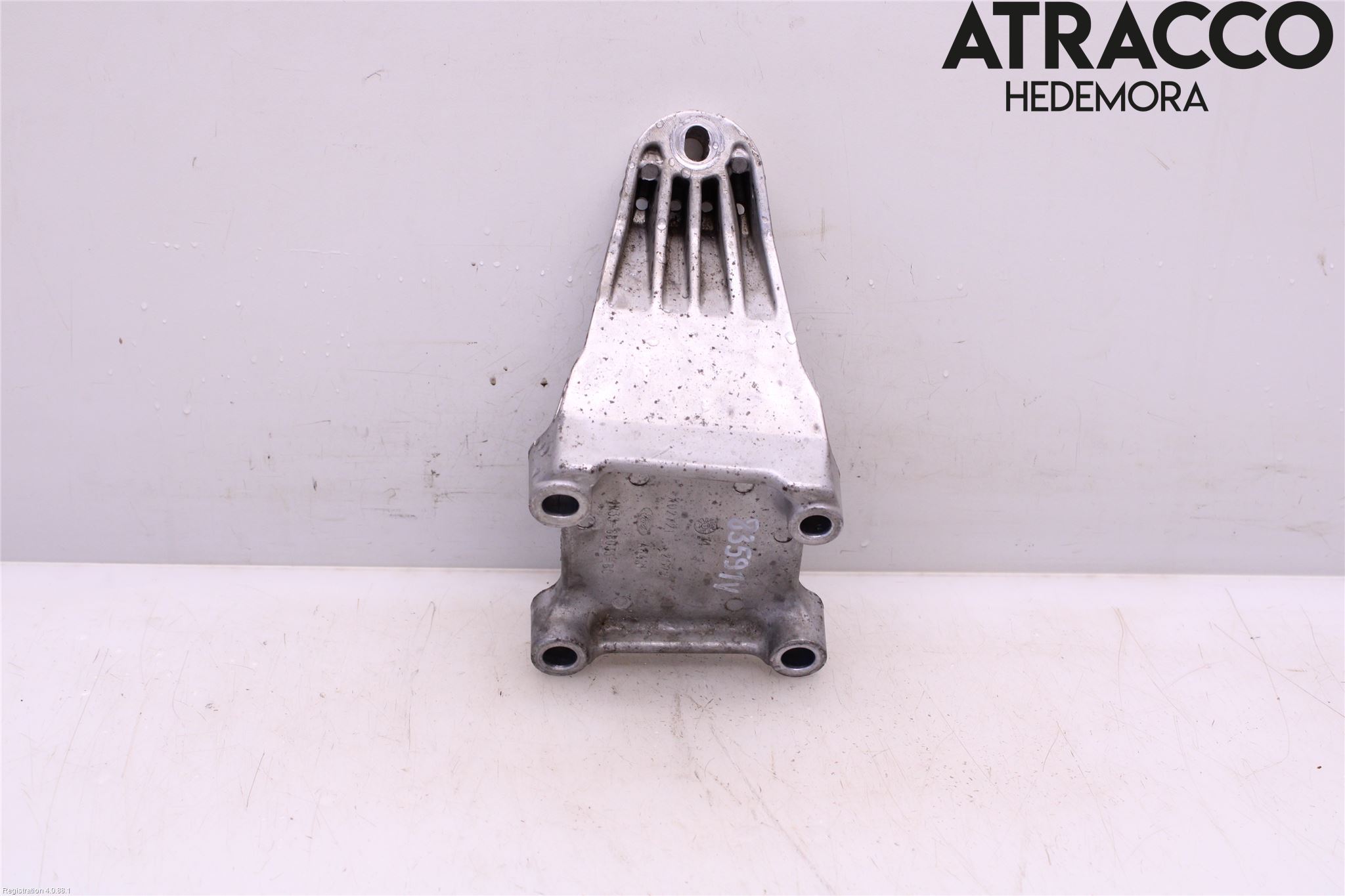 Ford MUSTANG V 05-14 Motorfäste