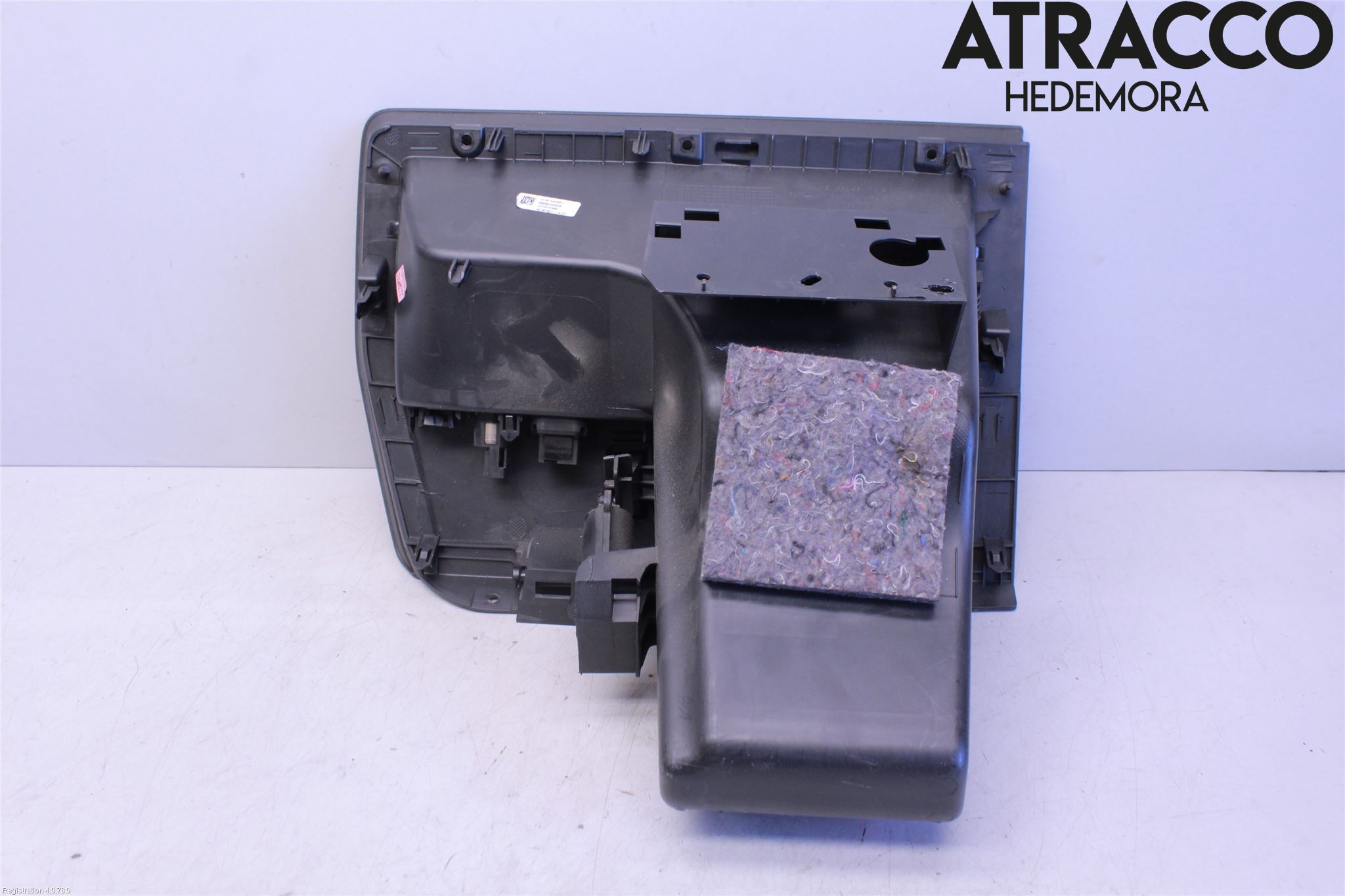 Toyota PROACE II 16- Handskfack