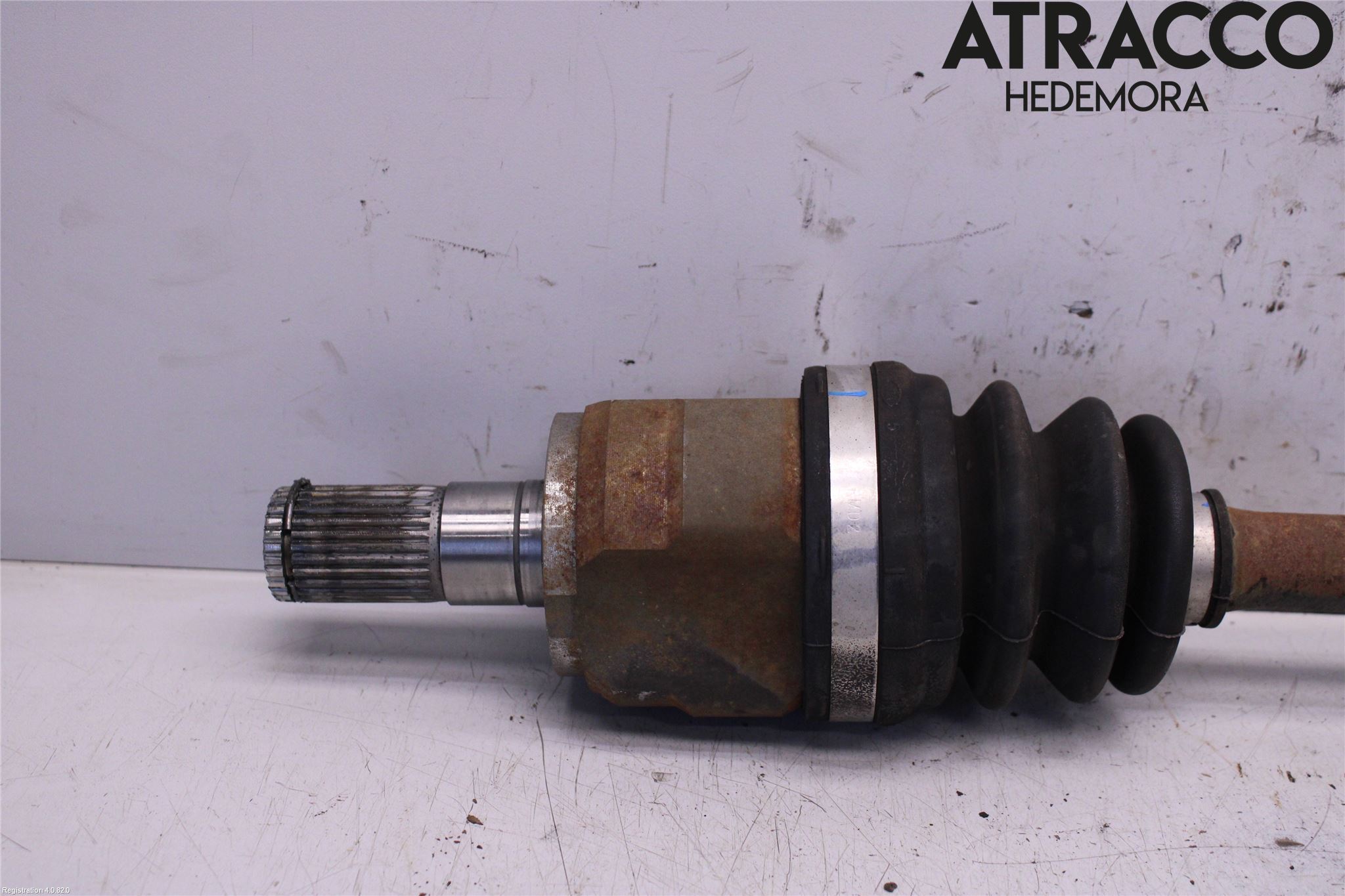 Kia VENGA 10-19 Drivaxel Fram Vänster