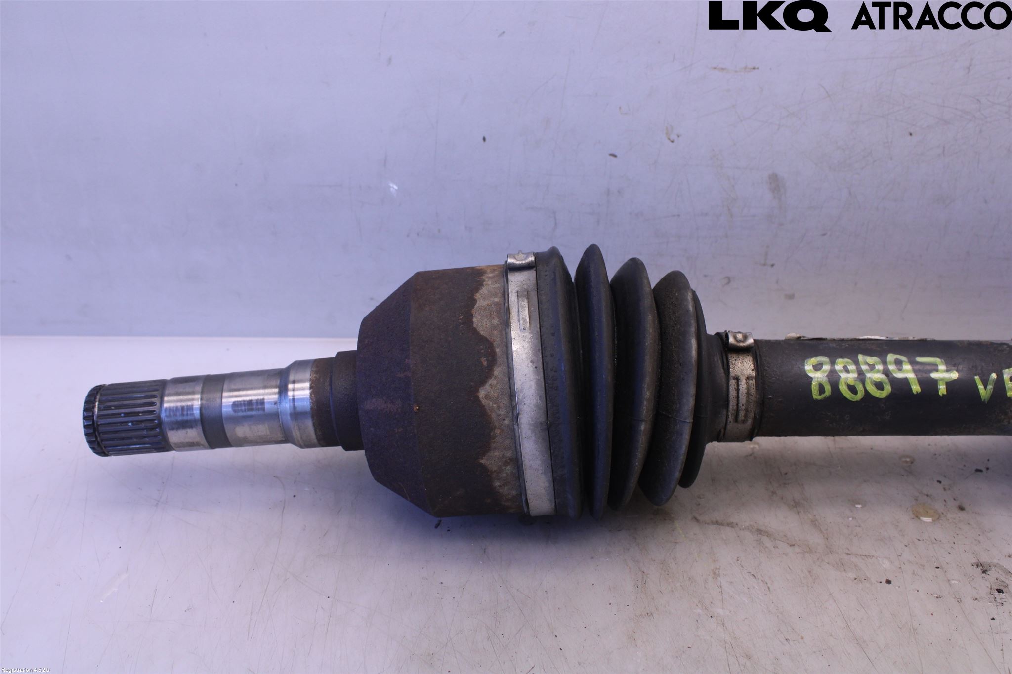 Cadillac BLS Drivaxel Fram Vänster