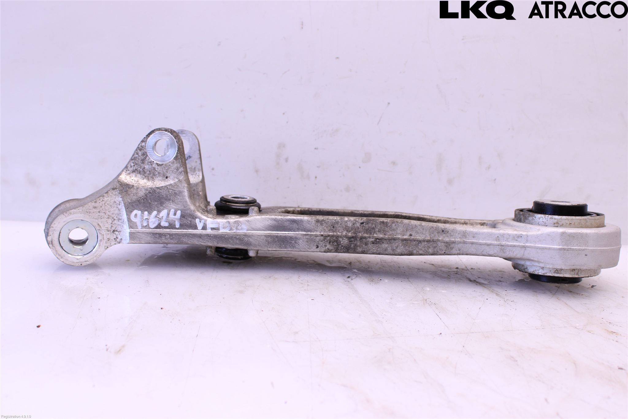 Jaguar F-TYPE Bärarm Fram Undre Vä