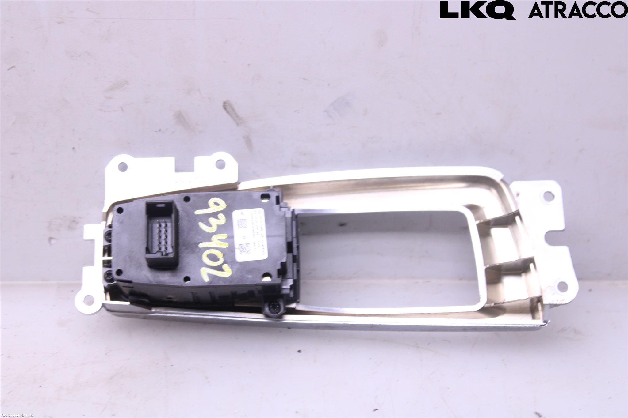 BMW 5 F10/F11/F18 09-17 Strömställare Parkeringsbroms
