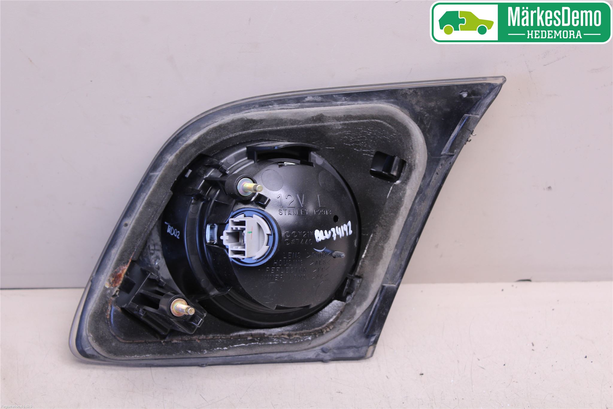 Mazda 3 I 03-06 Bakljus Lucka Vä