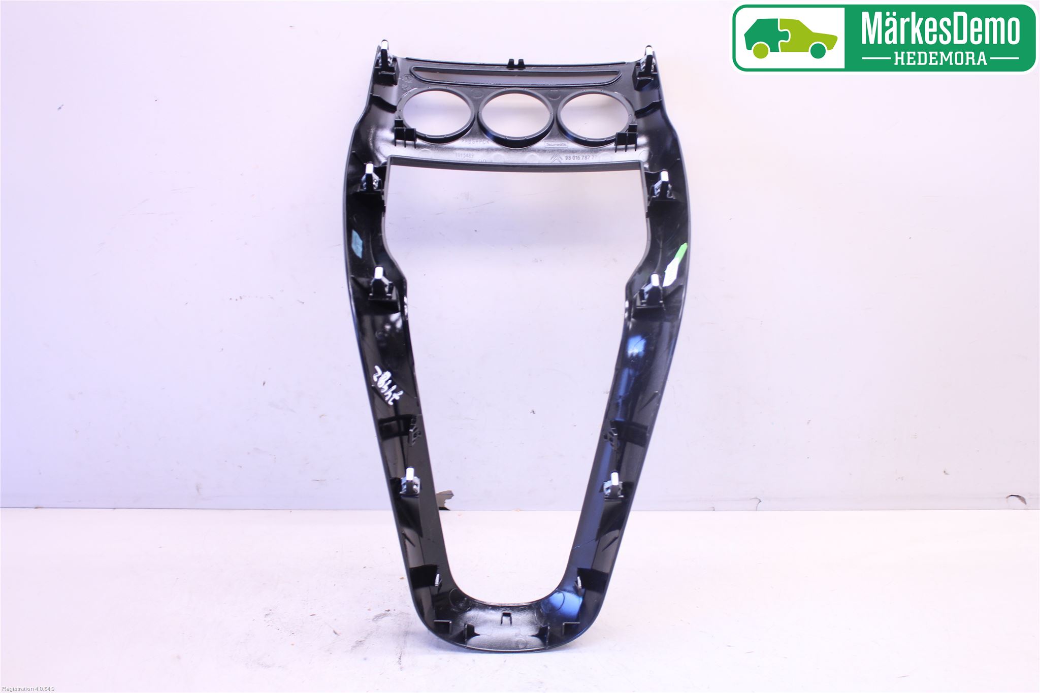 Citroen C3 10-17 Instrumentkonsoll Mitt