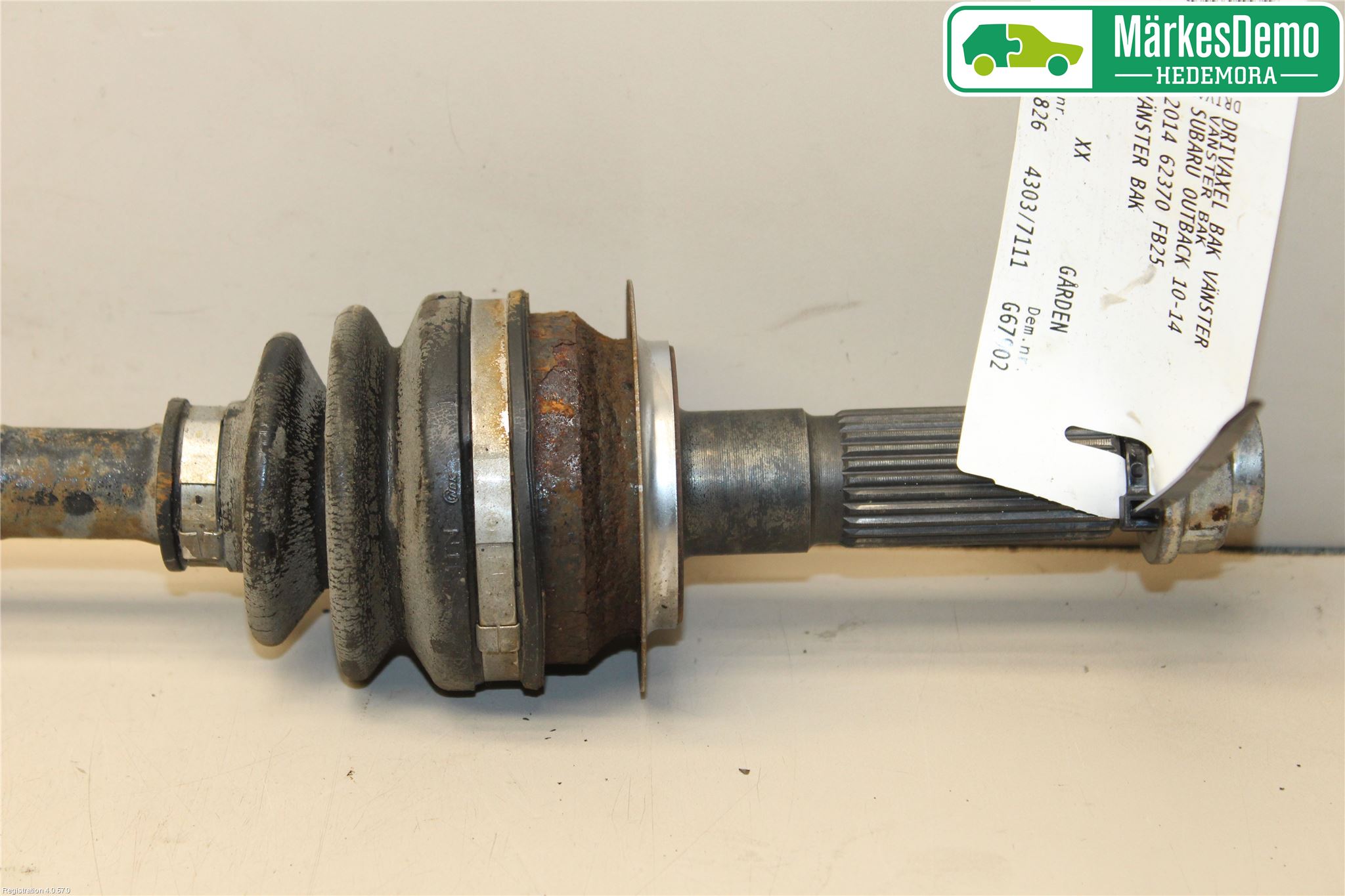 Subaru OUTBACK 10-15 Drivaxel Bak Vänster