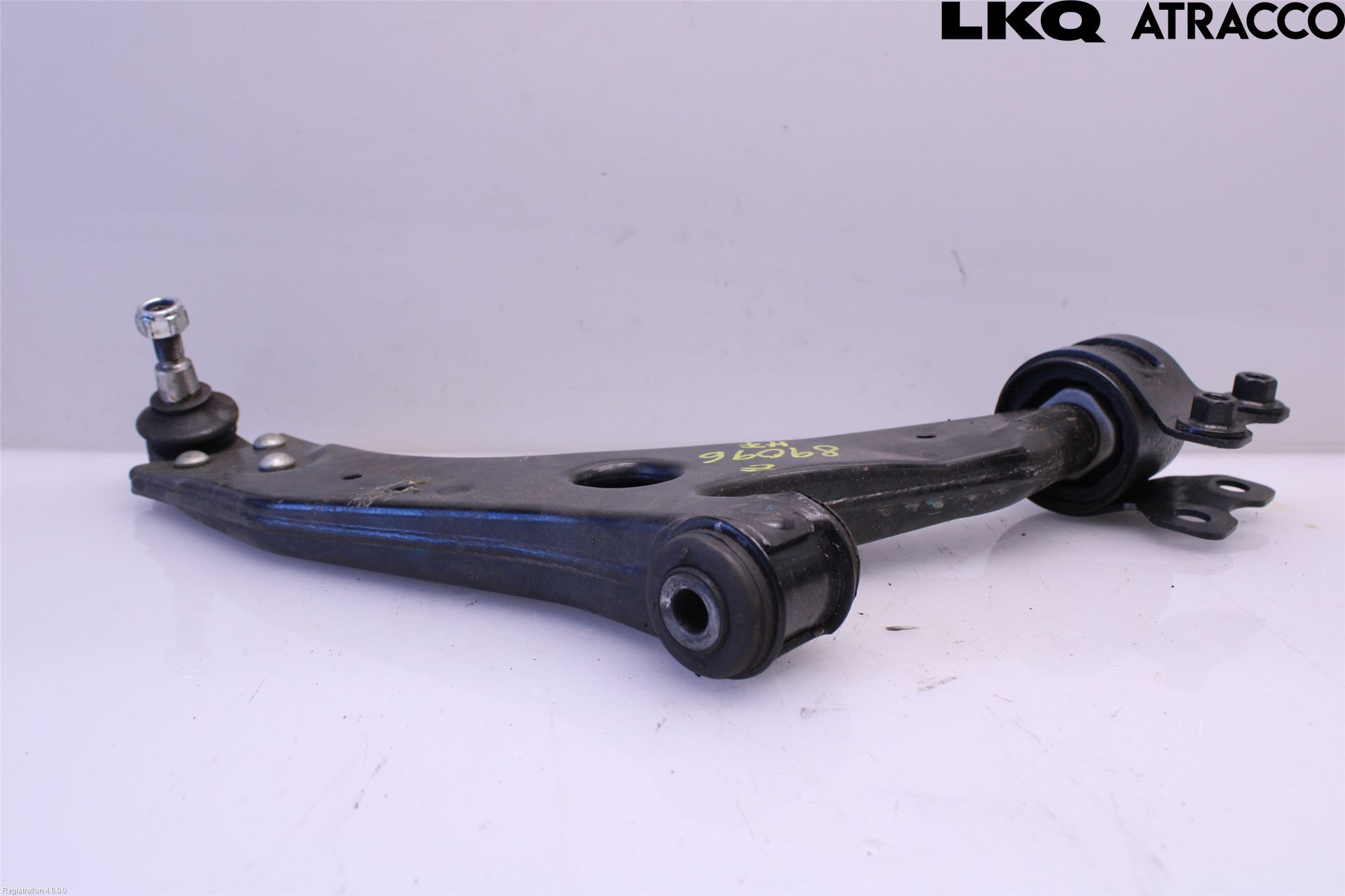 Ford FOCUS 08-11 Bärarm Fram Undre Hö