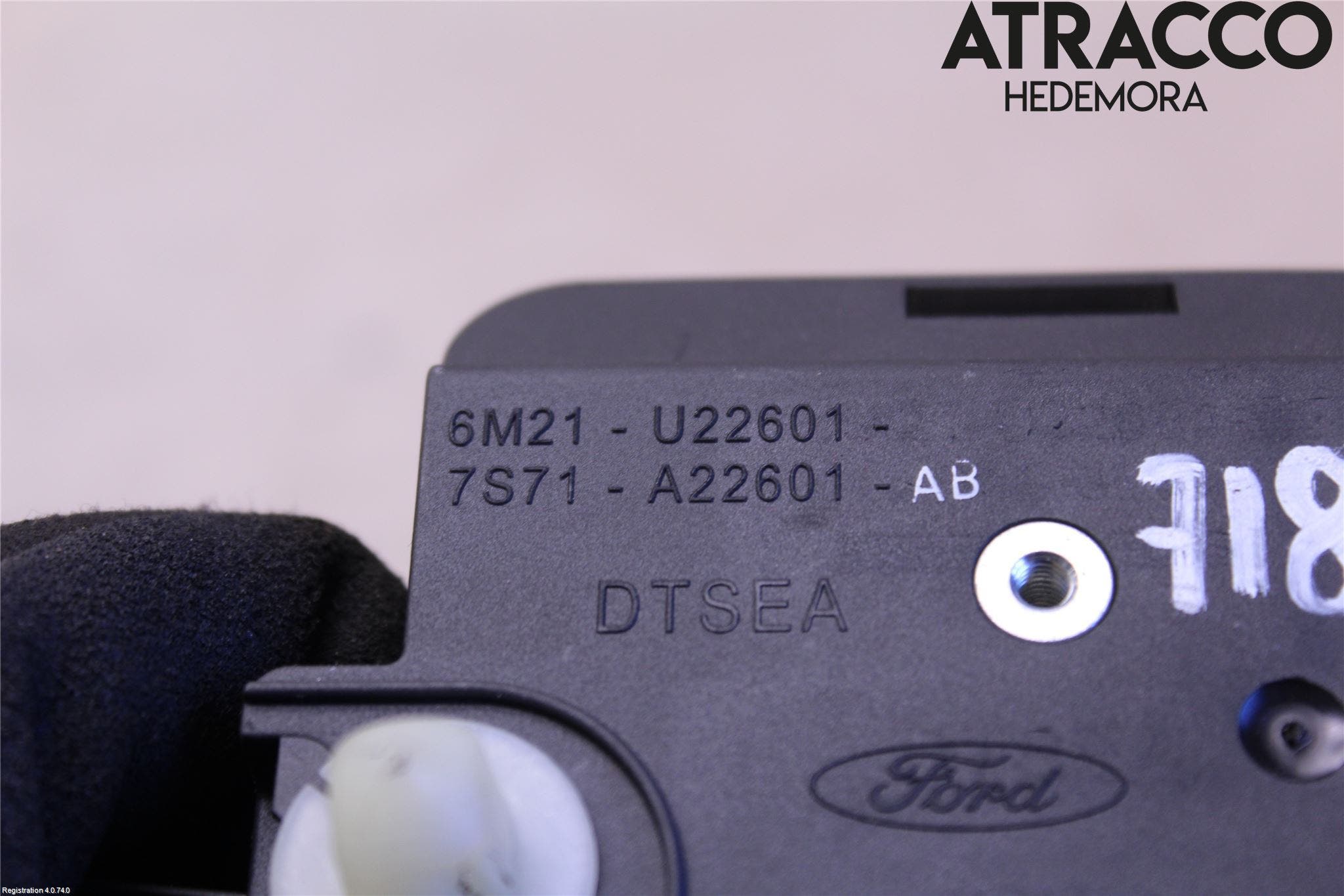 Ford S-MAX 06-15 Dörrhandtag Inre Vä