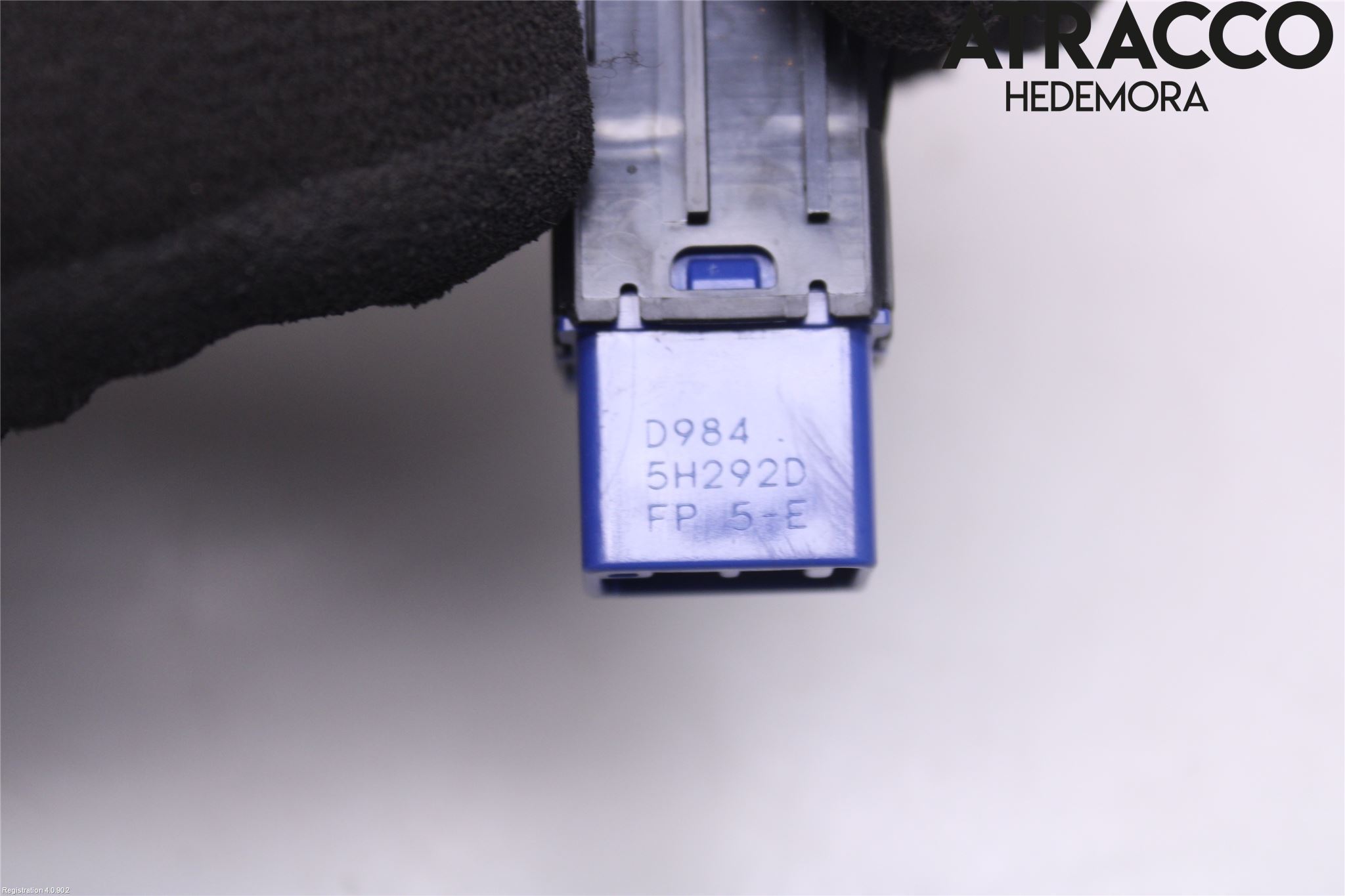 Toyota RAV4 19- Strömställare Tanklucka